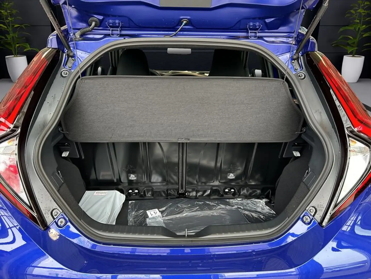 Toyota Aygo X X S-CVT Business Edition 53 kW, 5-türig Blau - 2