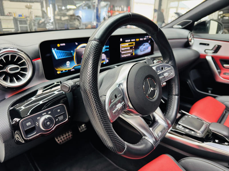 Mercedes-Benz CLA 35 AMG CLA 35 4-Matic — photo 10