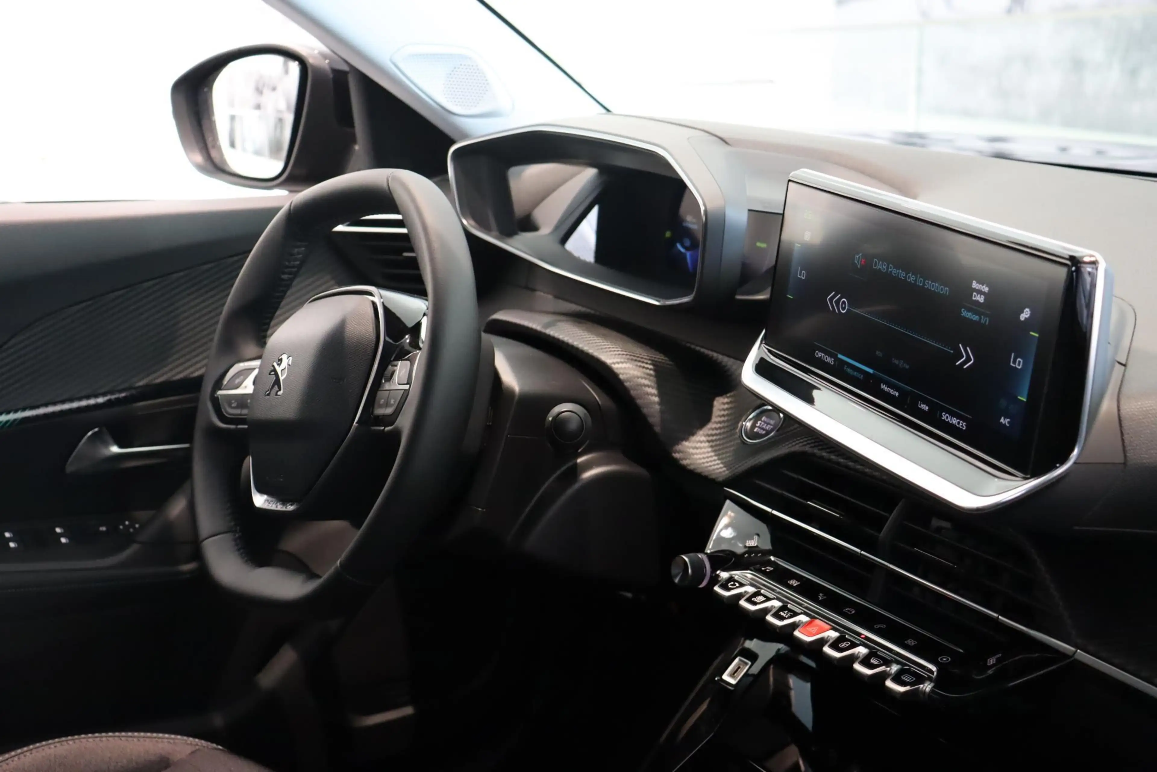 Peugeot e-2008 EV Allure Pack 50 kWh | Adaptieve Cruise Control | — photo 11