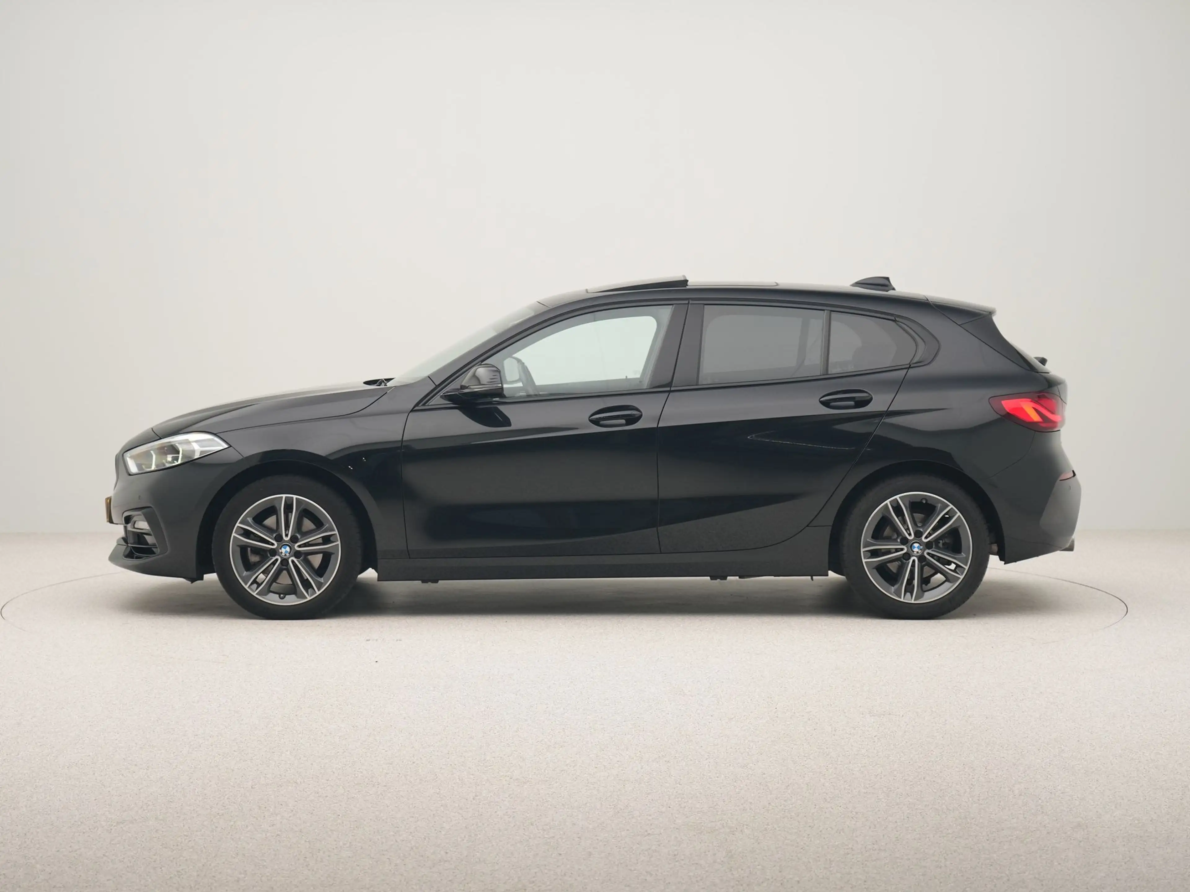 BMW 118 1 Serie 118i High Executive — photo 11
