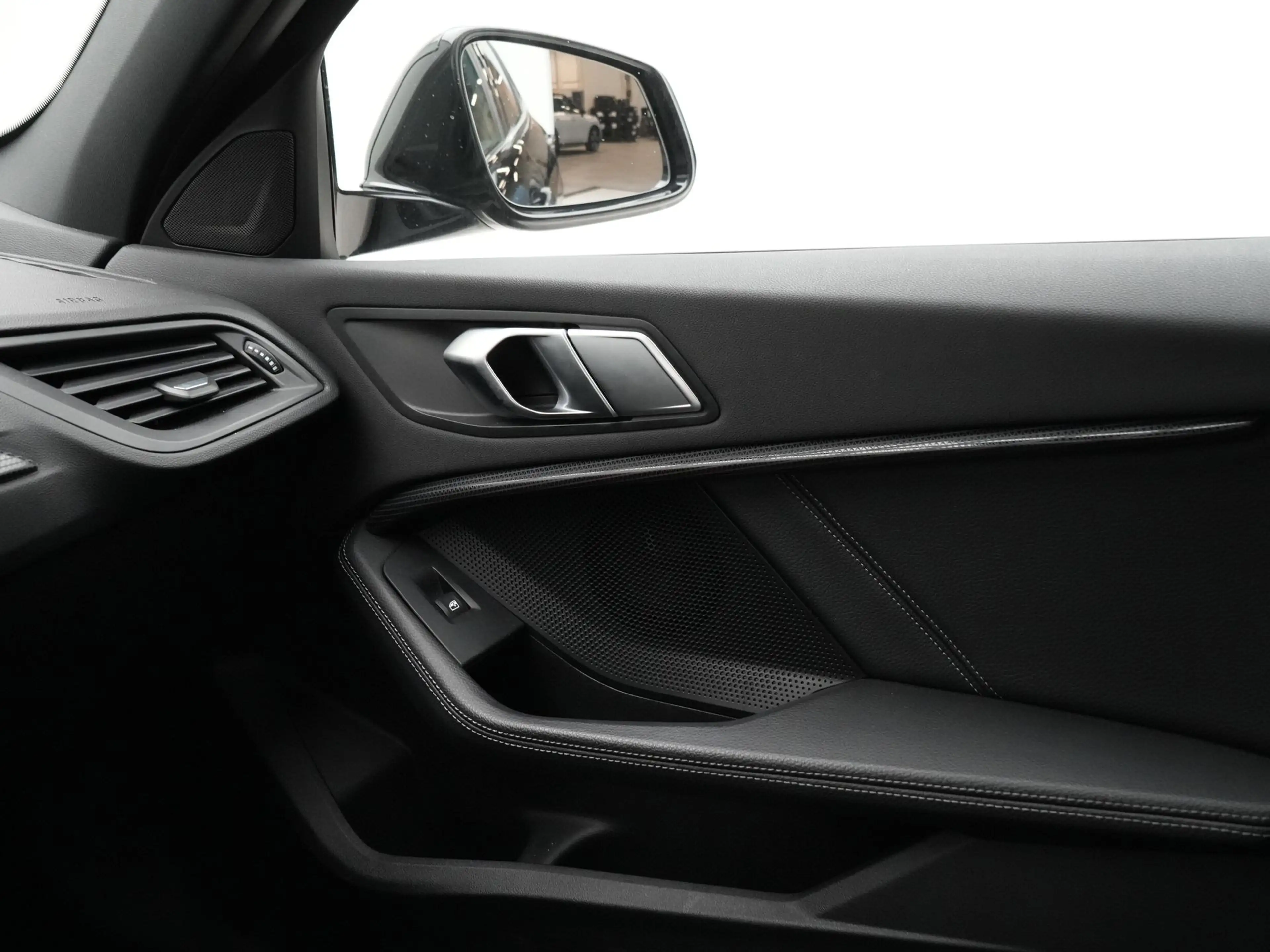 BMW 118 1 Serie 118i High Executive — photo 15