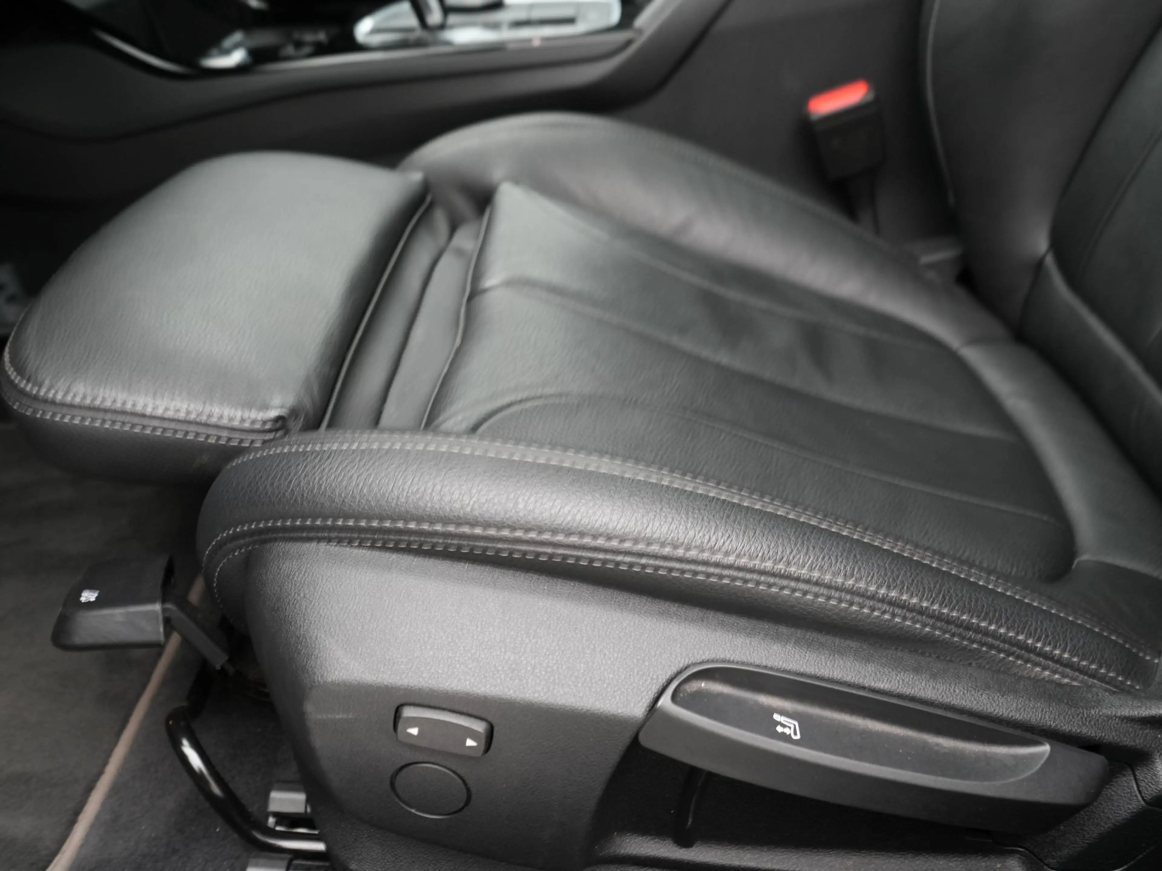BMW 118 1 Serie 118i High Executive — photo 14
