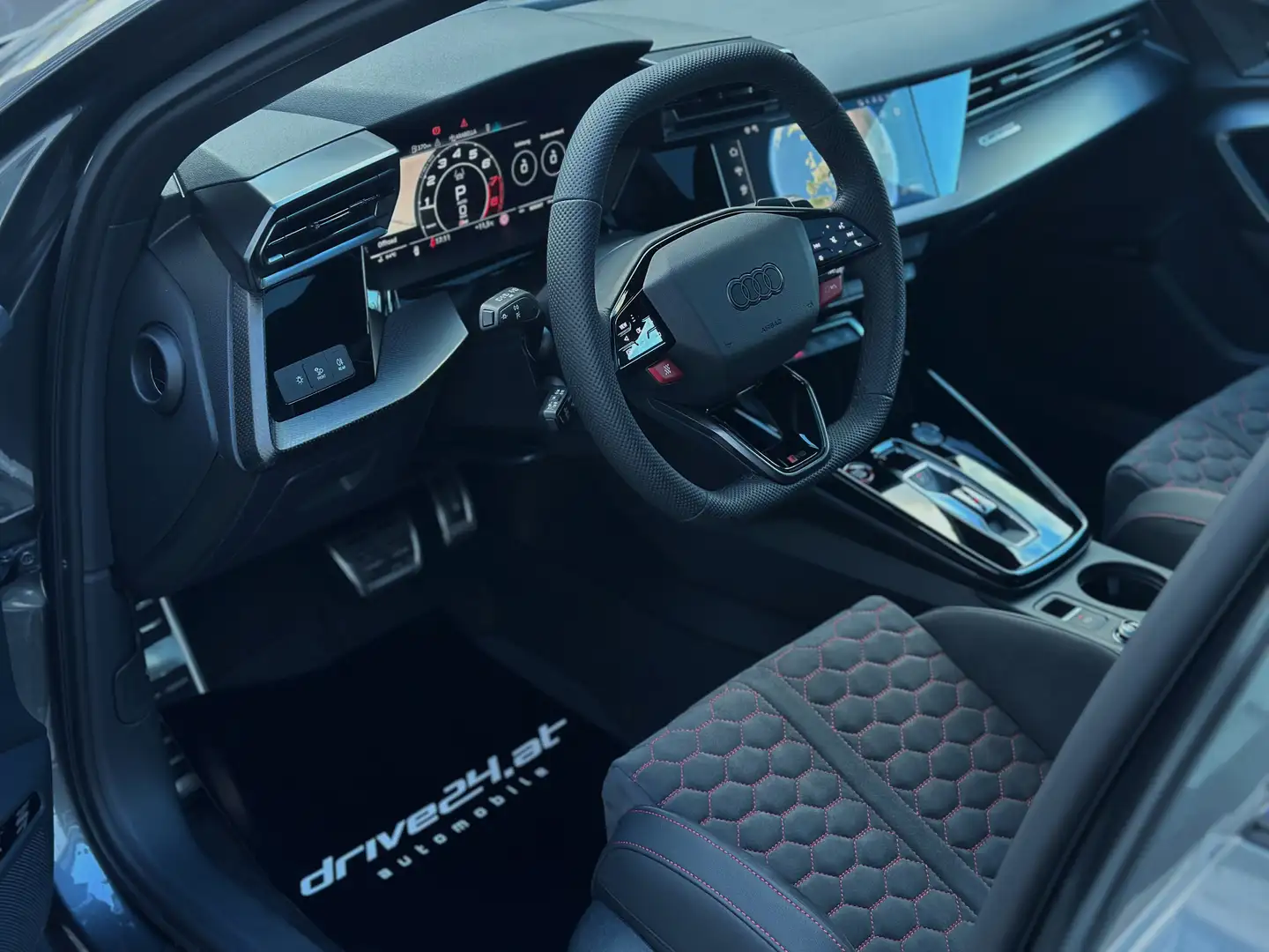 Audi RS3 VERKAUFT# FACELIFT RS3 SCHALENSITZ PANO SPORTAGA Grau - 2