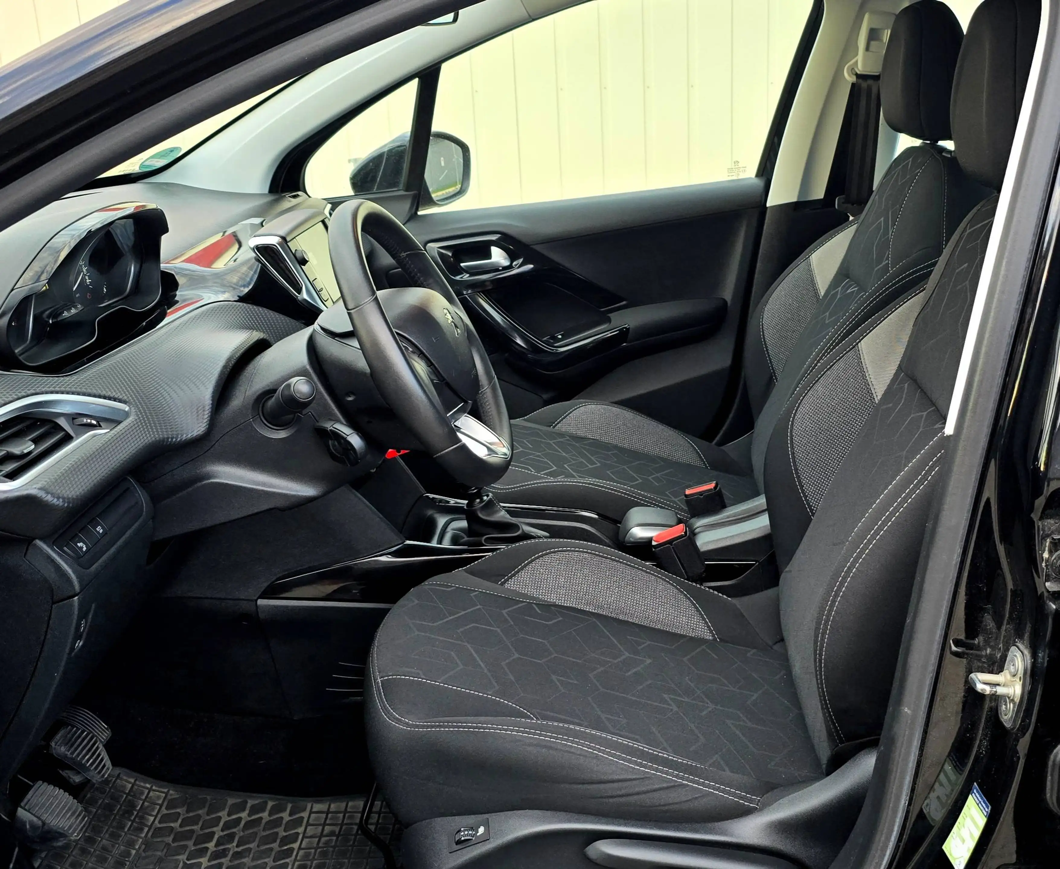 Peugeot 2008 2008 / Top Zustand / Scheckheftgepflegt — photo 10