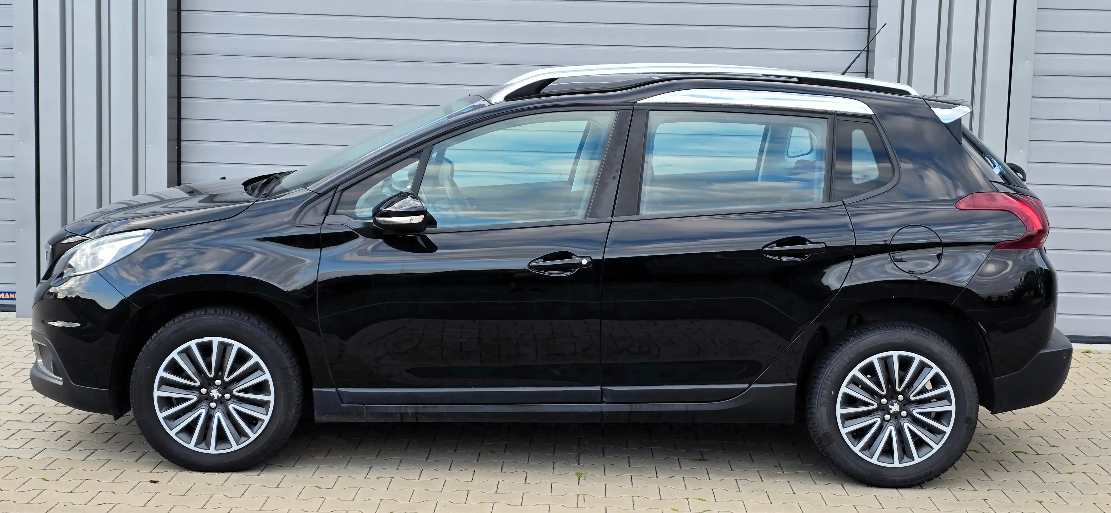 Peugeot 2008 2008 / Top Zustand / Scheckheftgepflegt — photo 4