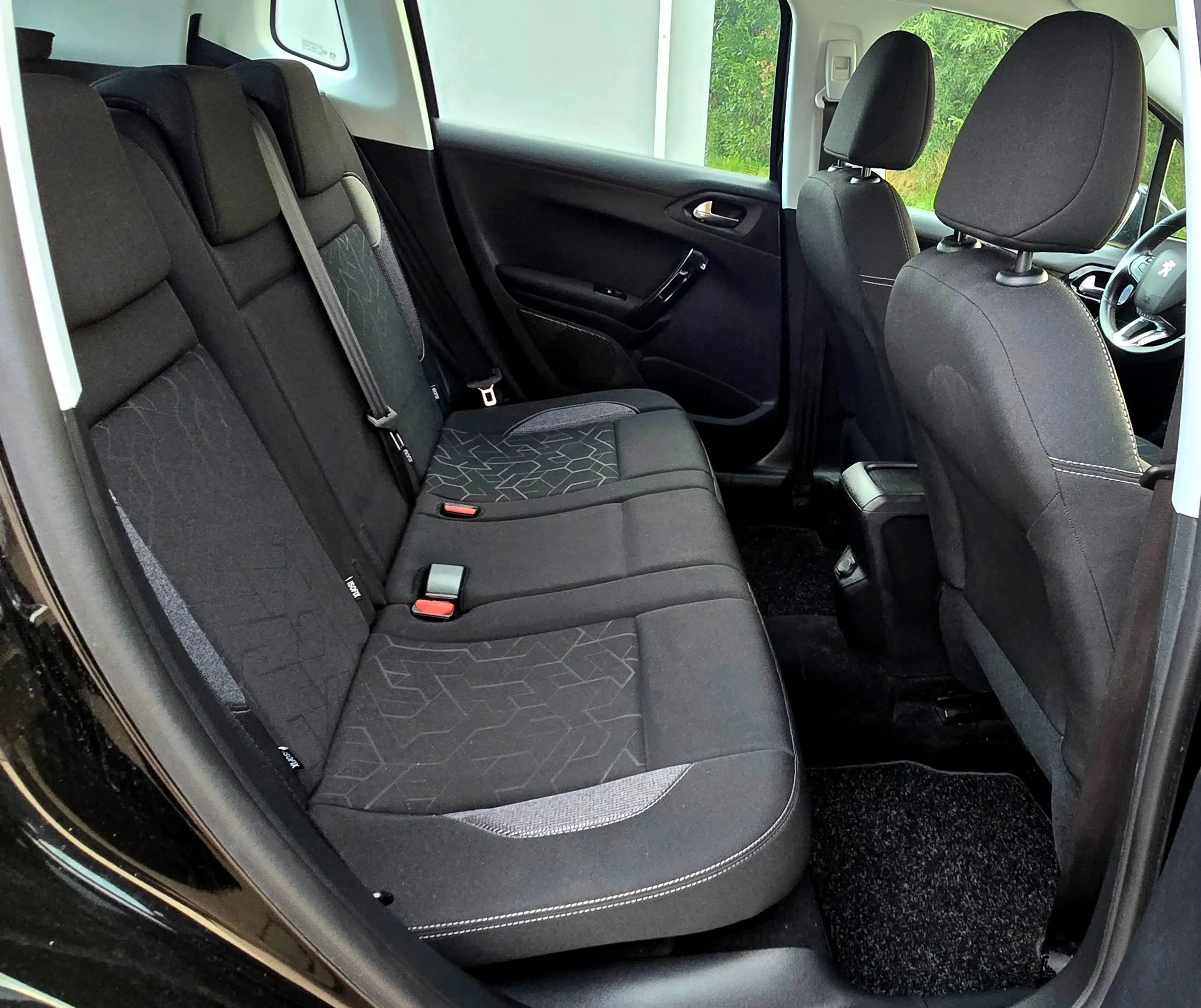 Peugeot 2008 2008 / Top Zustand / Scheckheftgepflegt — photo 14