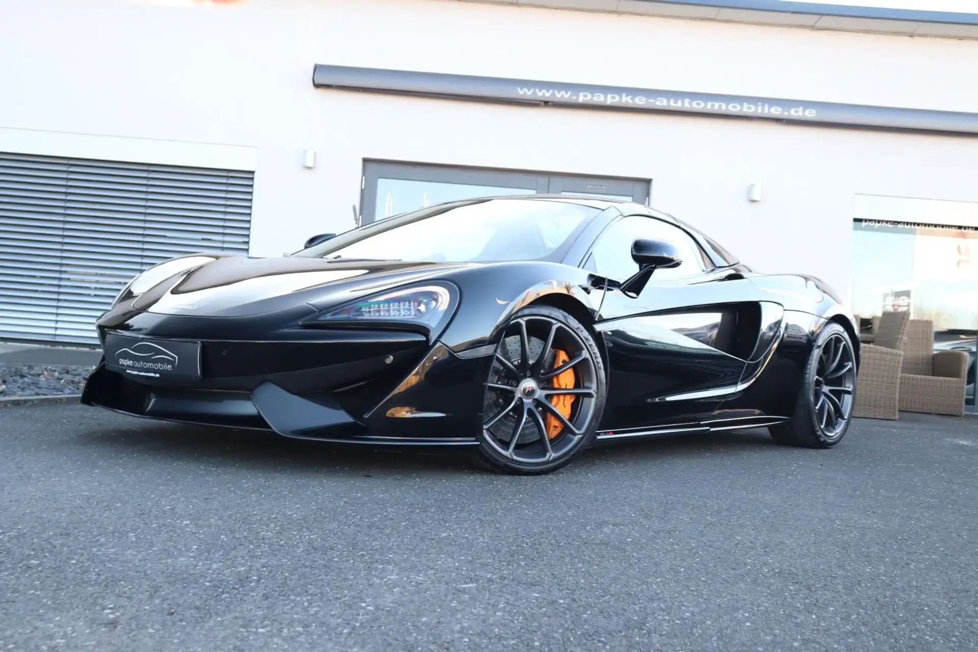 맥라렌 570S 570 Sport Spider 2019 검정 사진 5