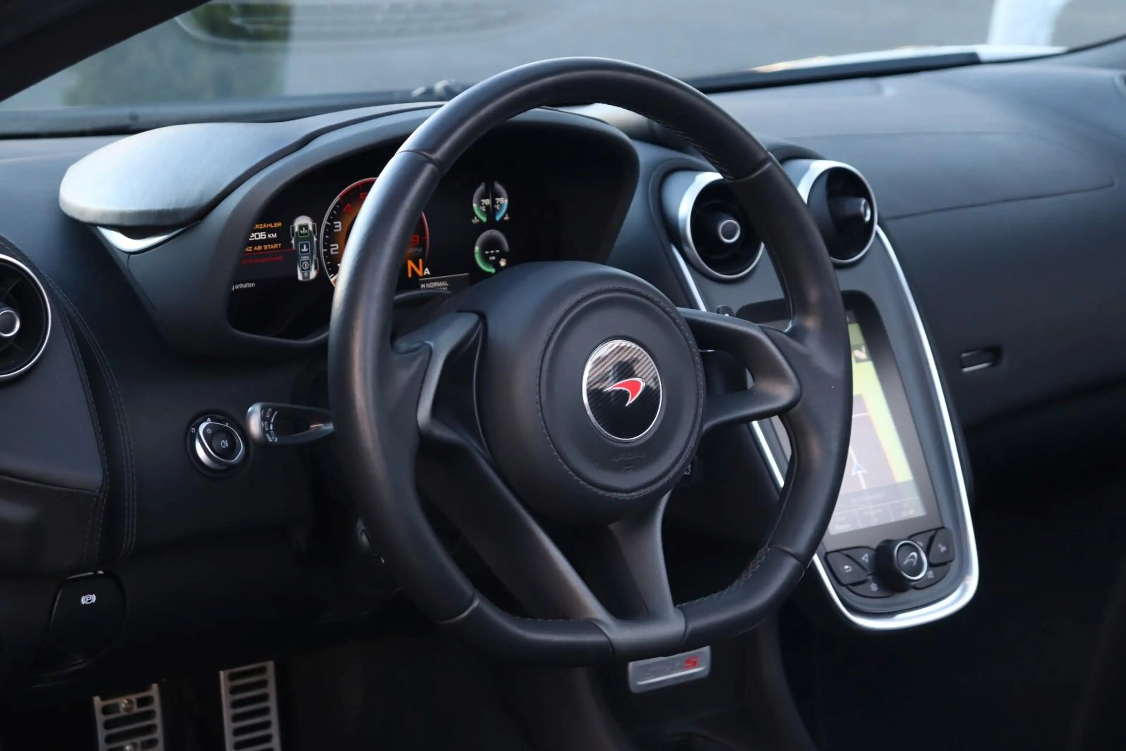 McLaren 570S Spider +LIFT+KAMERA+KERAMIK+VOLLLEDER+LED++ — photo 11