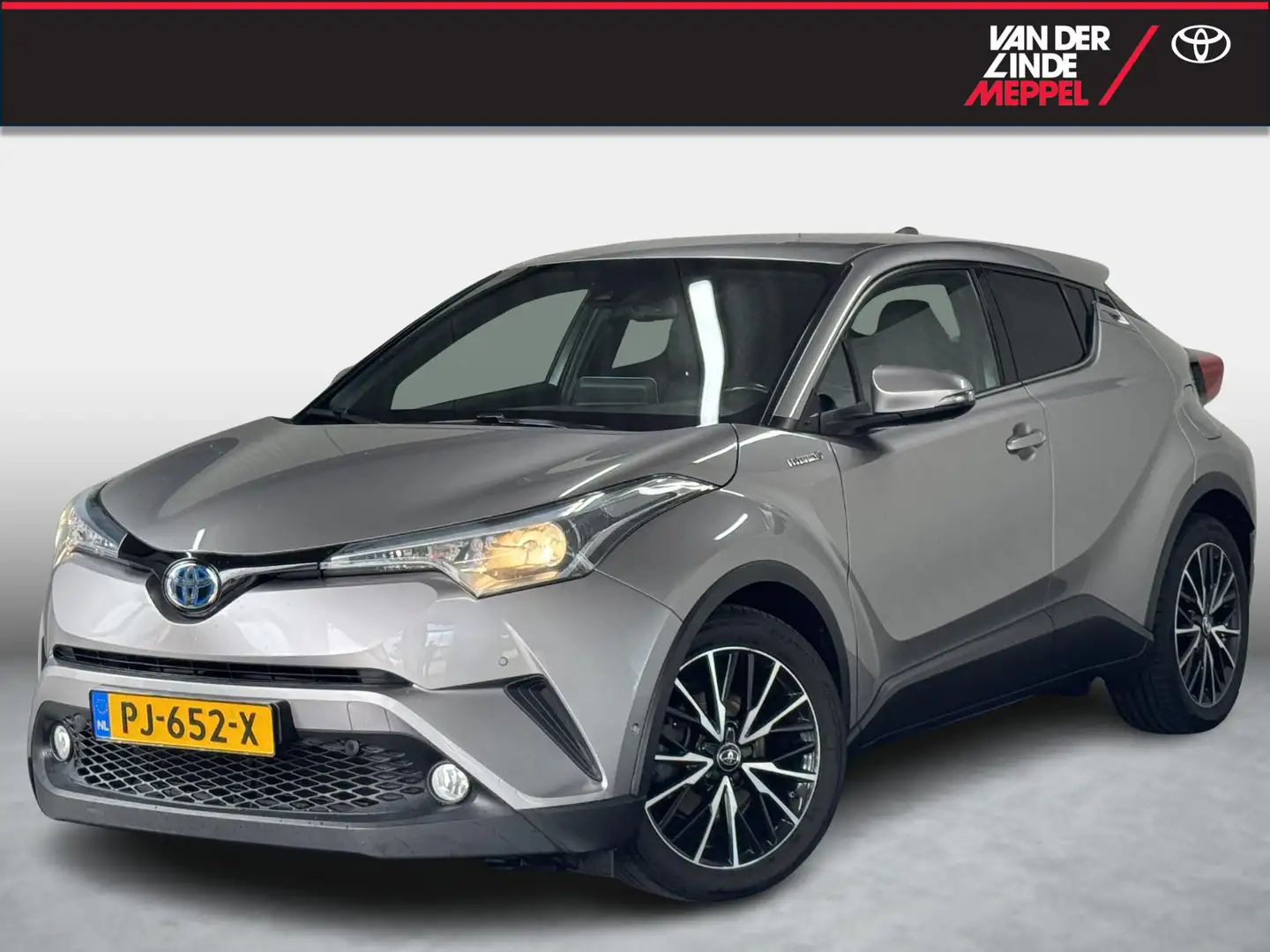 Toyota C-HR 1.8 Hybrid Executive PDC Navi NL Camera Grijs - 1