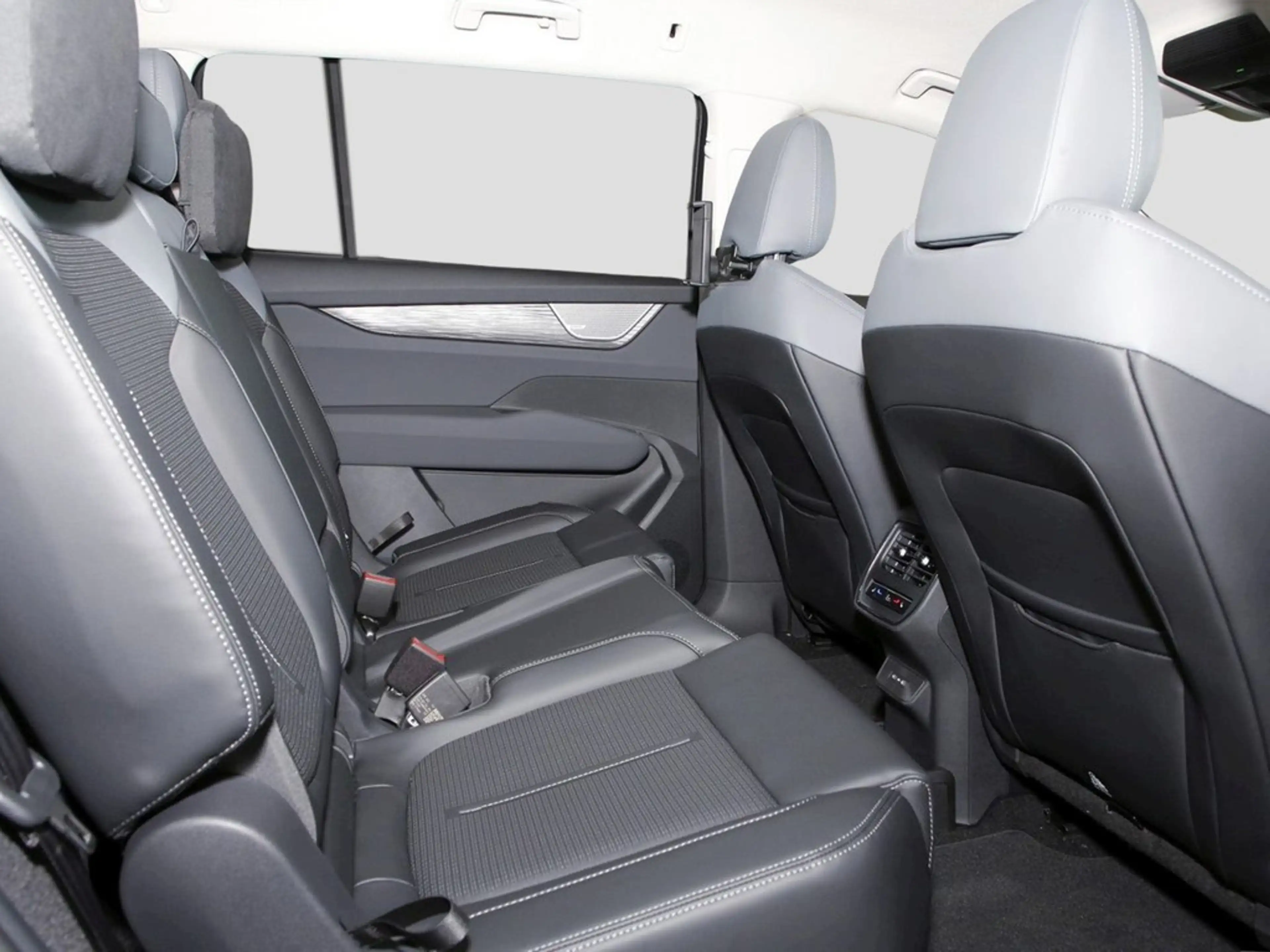 Skoda Peaq Selection 90 UPE 70.630 Design Sel. 20" AHK — photo 9