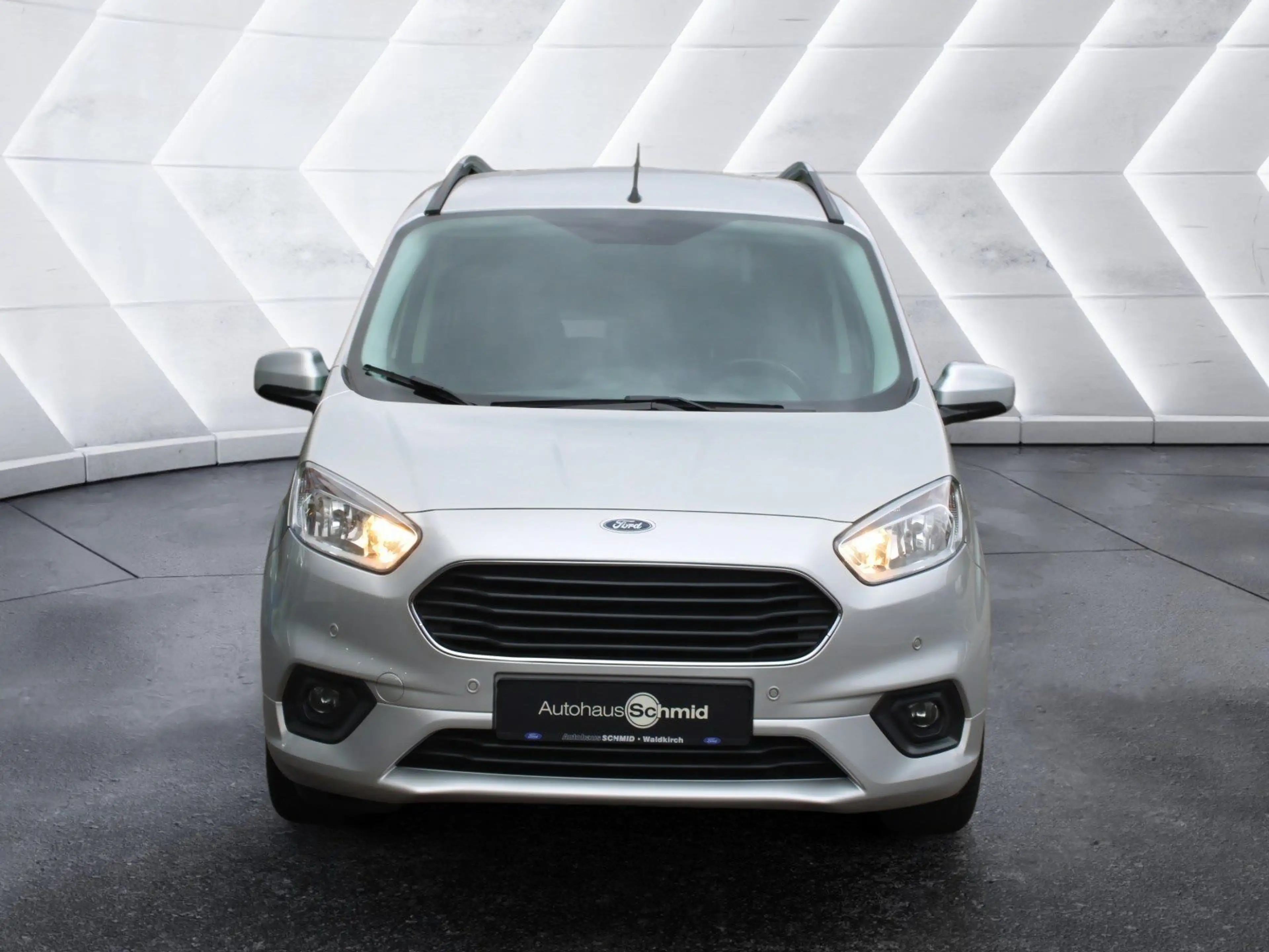 Ford Tourneo Courier Titanium - Winter-Paket - Navi — photo 5