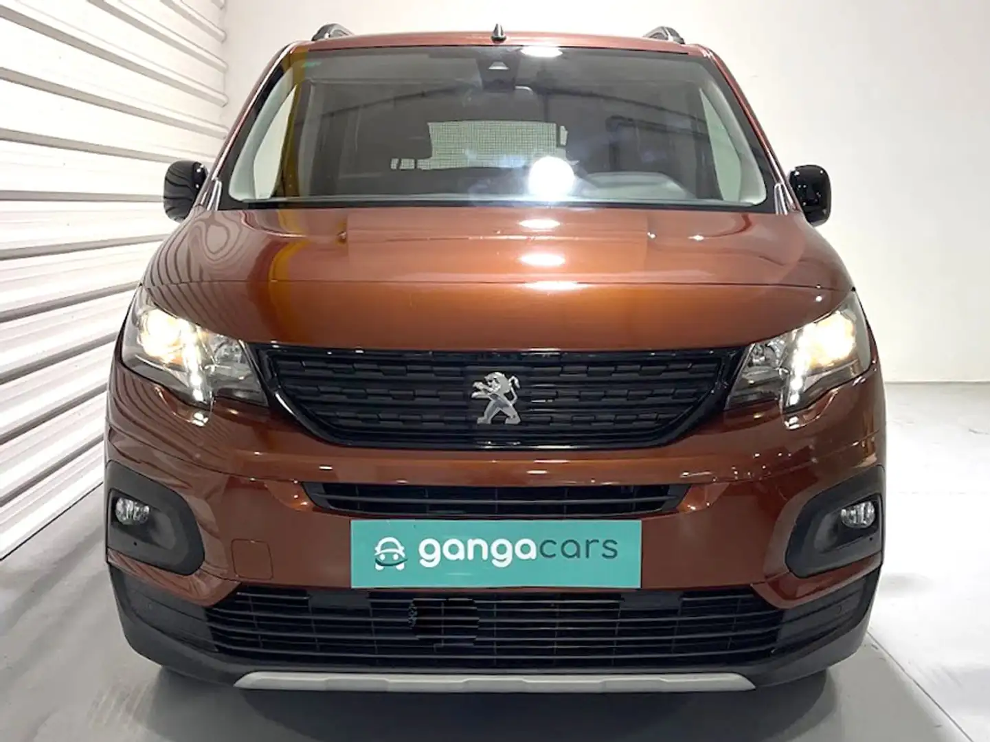 Peugeot Rifter Access Long PureTech 81kW Naranja - 2