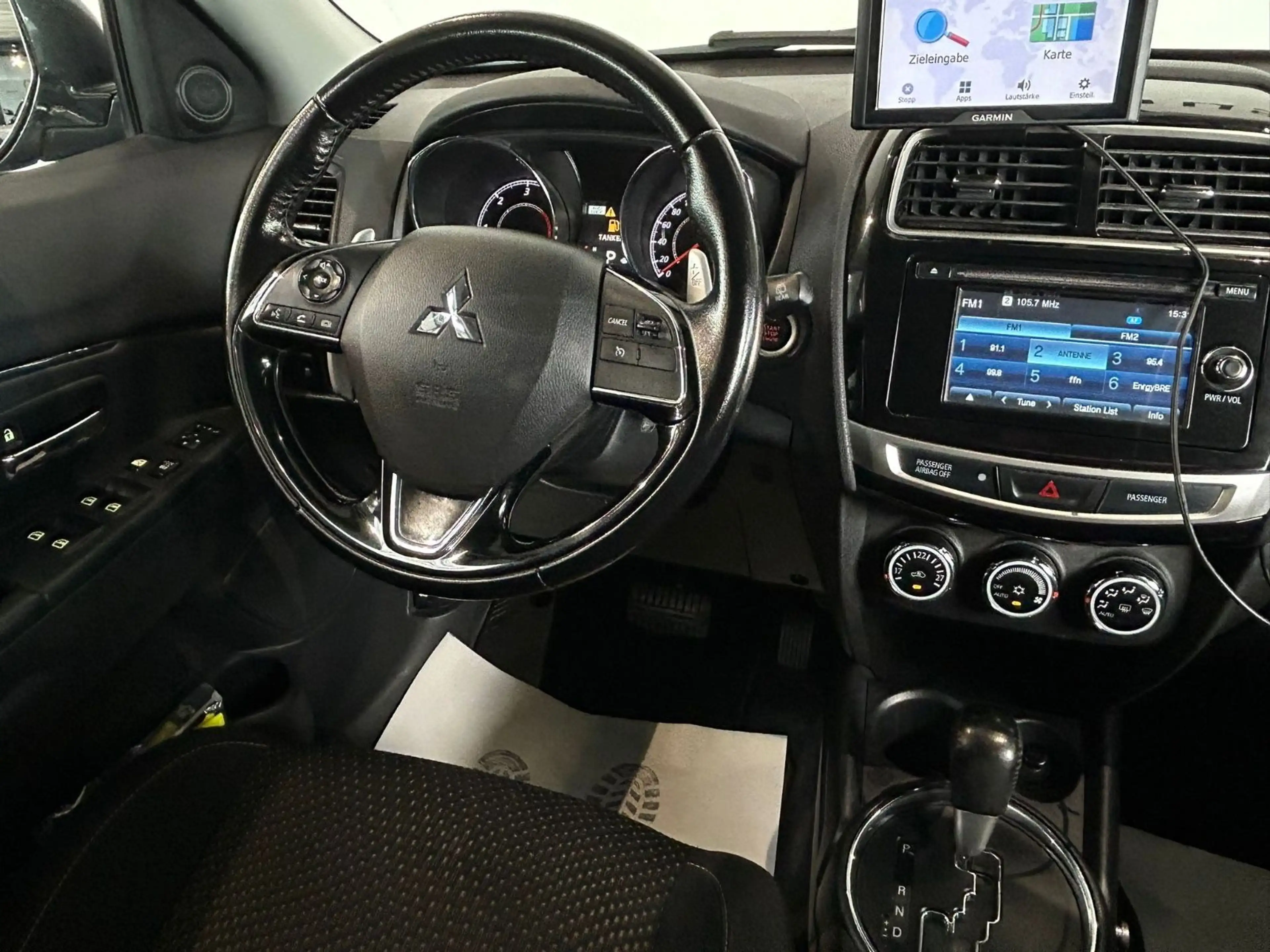 Mitsubishi ASX Diamant Edition 4WD*KAMERA*KLIMA*RADIO*NAVI* — photo 14