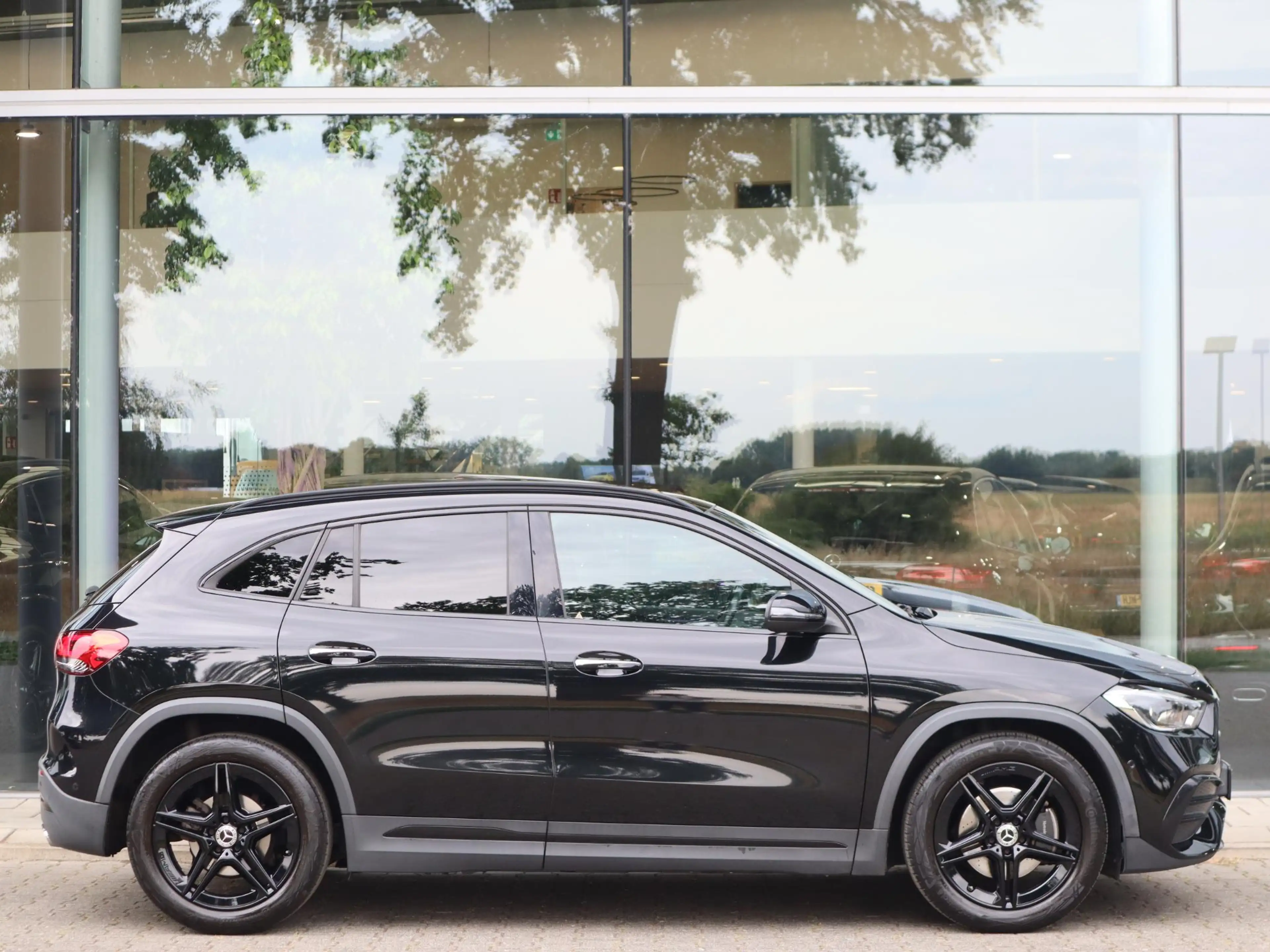 Mercedes-Benz GLA 200 Business Solution AMG l Trekhaak l Stoelverwarming — photo 5