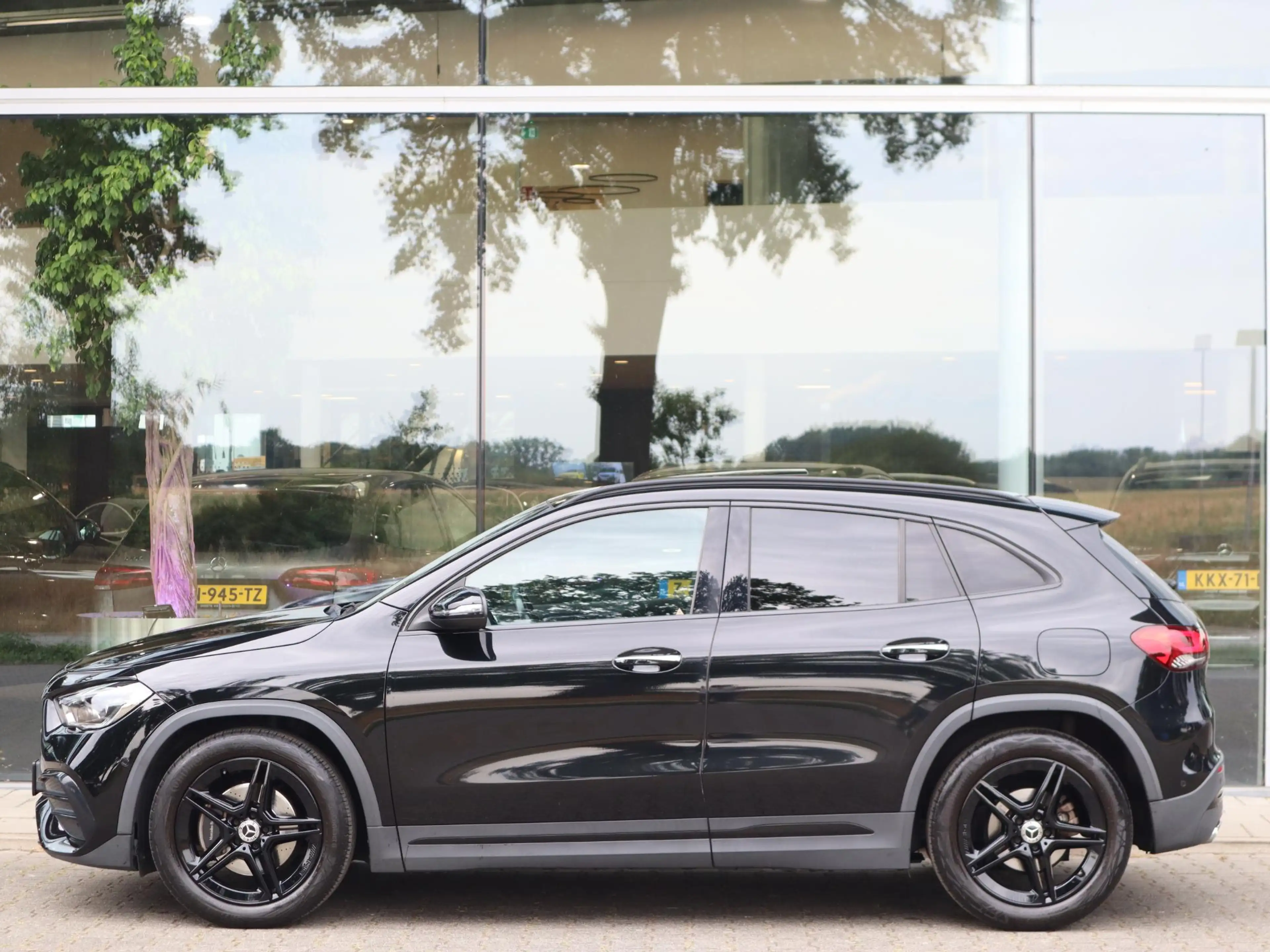 Mercedes-Benz GLA 200 Business Solution AMG l Trekhaak l Stoelverwarming — photo 4