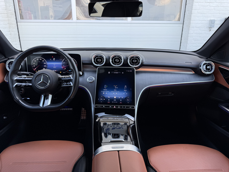 Mercedes-Benz C 180 AMG Line | CarPlay | Leder Bicolor | Camera | LED — photo 11
