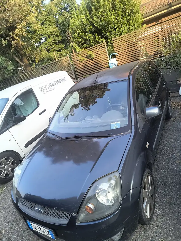 Ford Fiesta 1.3 Sport, foto 2