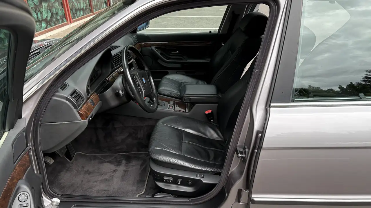 BMW 728iA, foto 4