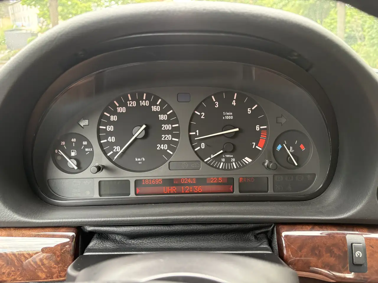 BMW 728iA, foto 3