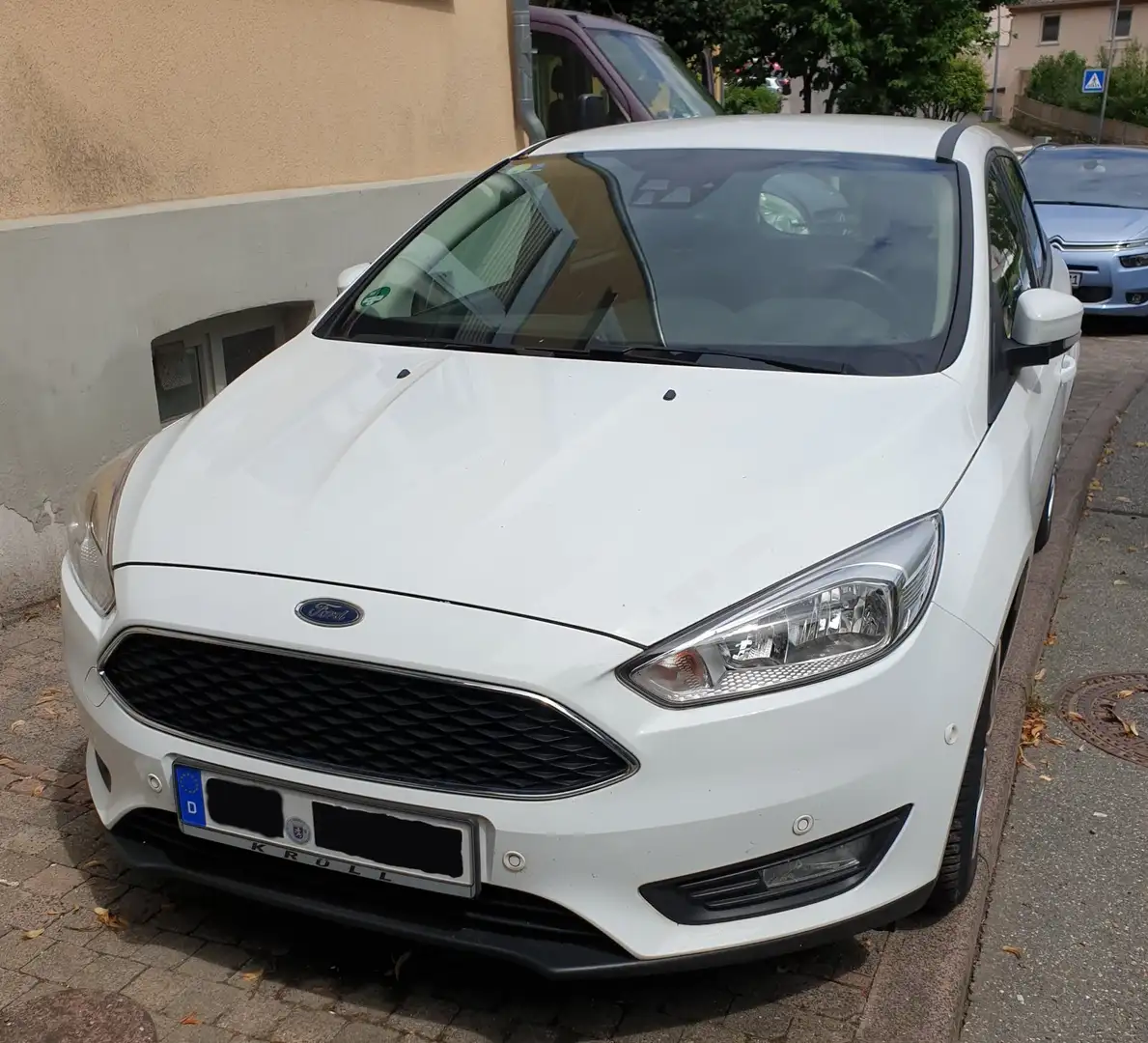 Ford Focus 2.0 TDCi diesel, 150 PS (110 kW), Combi Business Bílá - 2