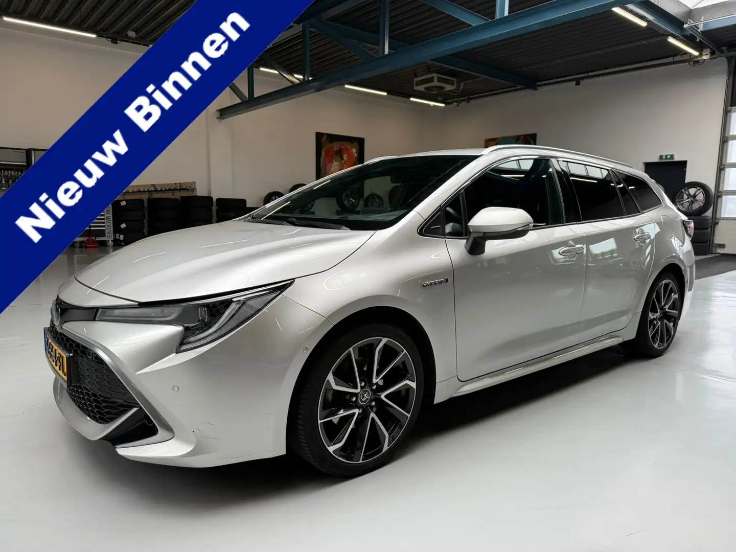 Toyota Corolla Touring Sports 2.0 Hybrid Executive JBL Camera Hea Gris - 1