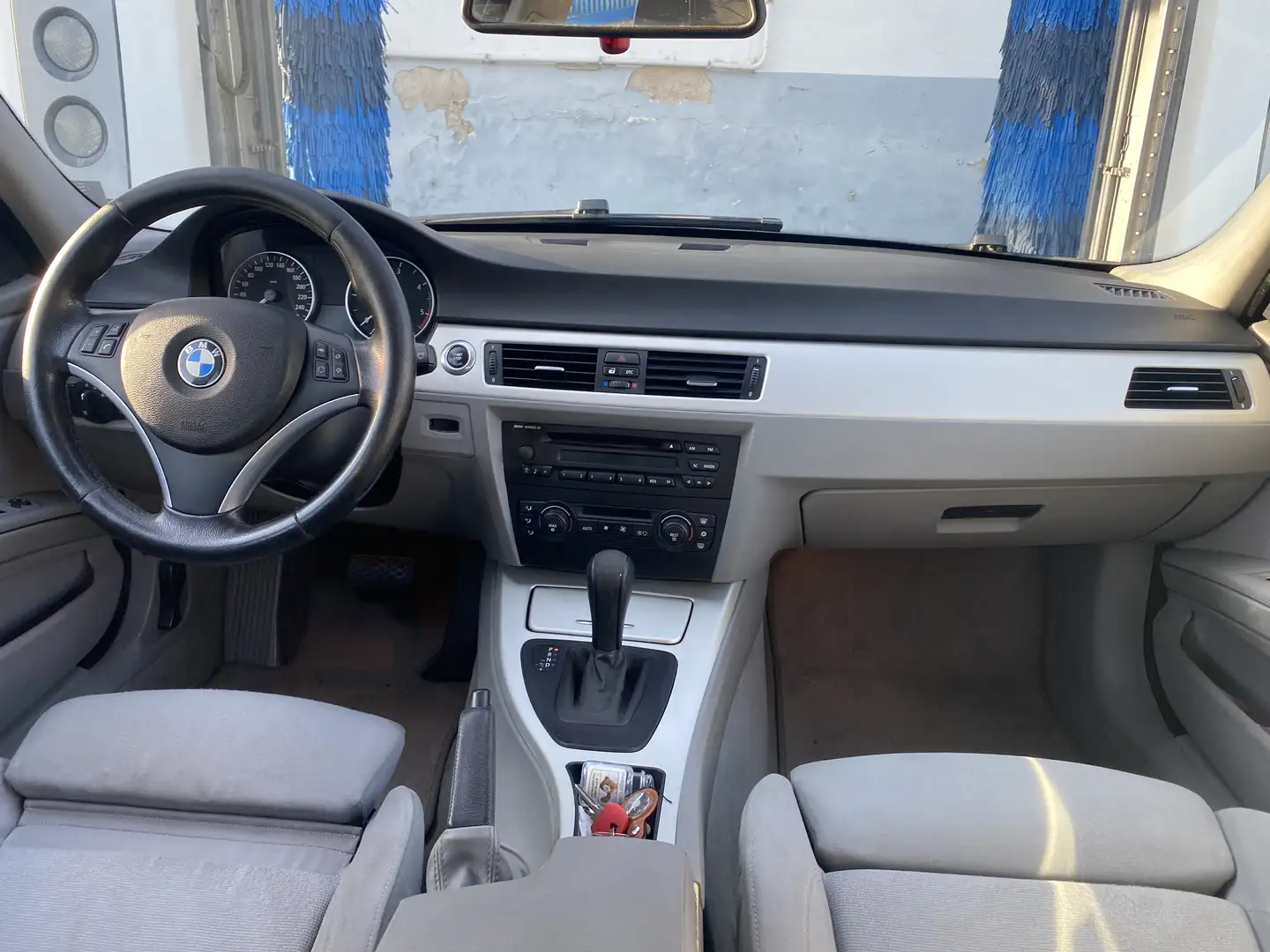 BMW 320 320d Touring Attiva - 1