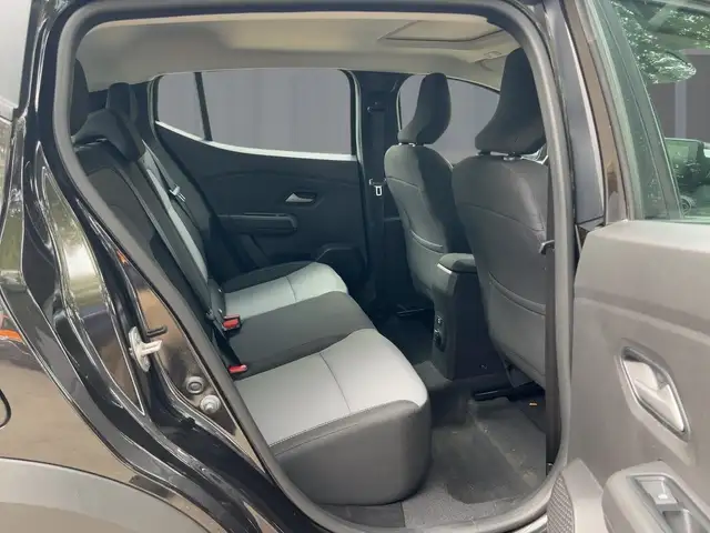Dacia Sandero Stepway view 9