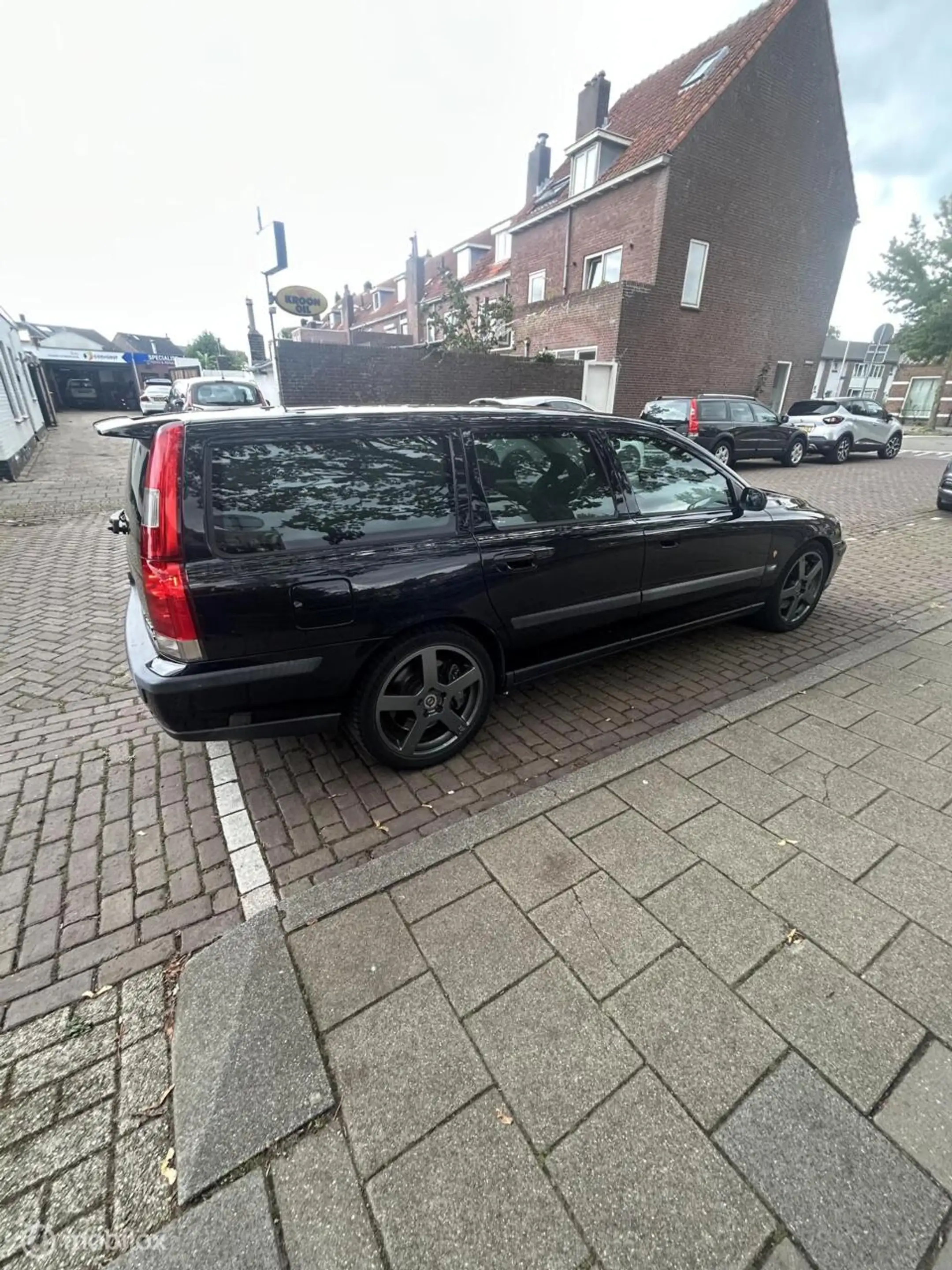 Volvo V70 2.5 R Geartronic — photo 9