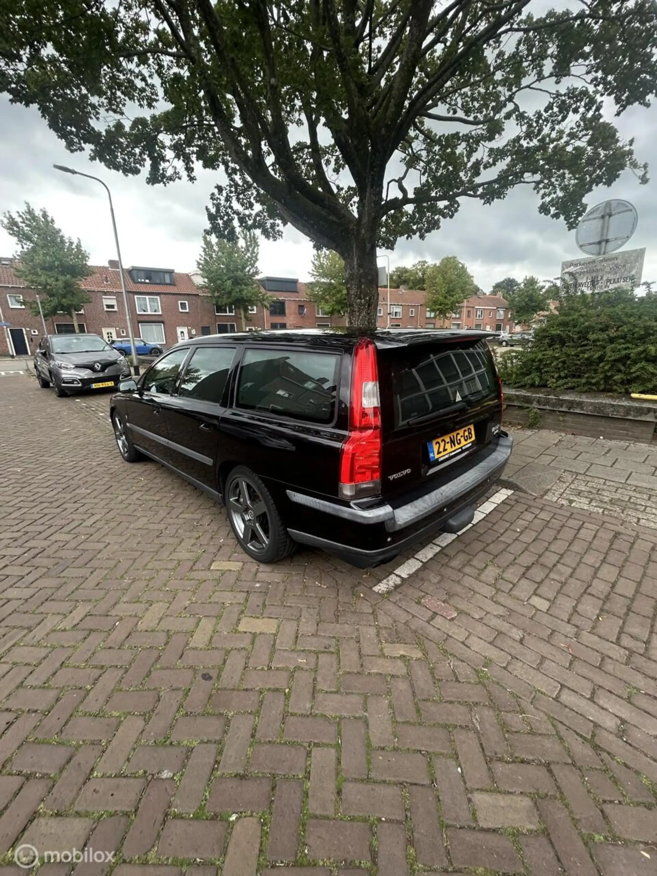 Volvo V70 2.5 R Geartronic — photo 5