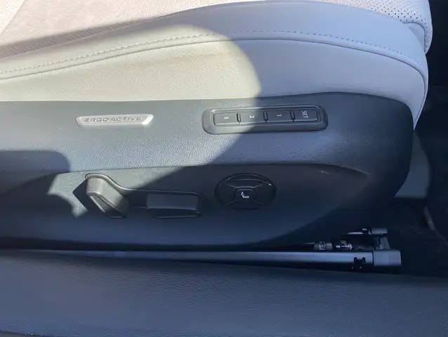 Volkswagen Passat view 27