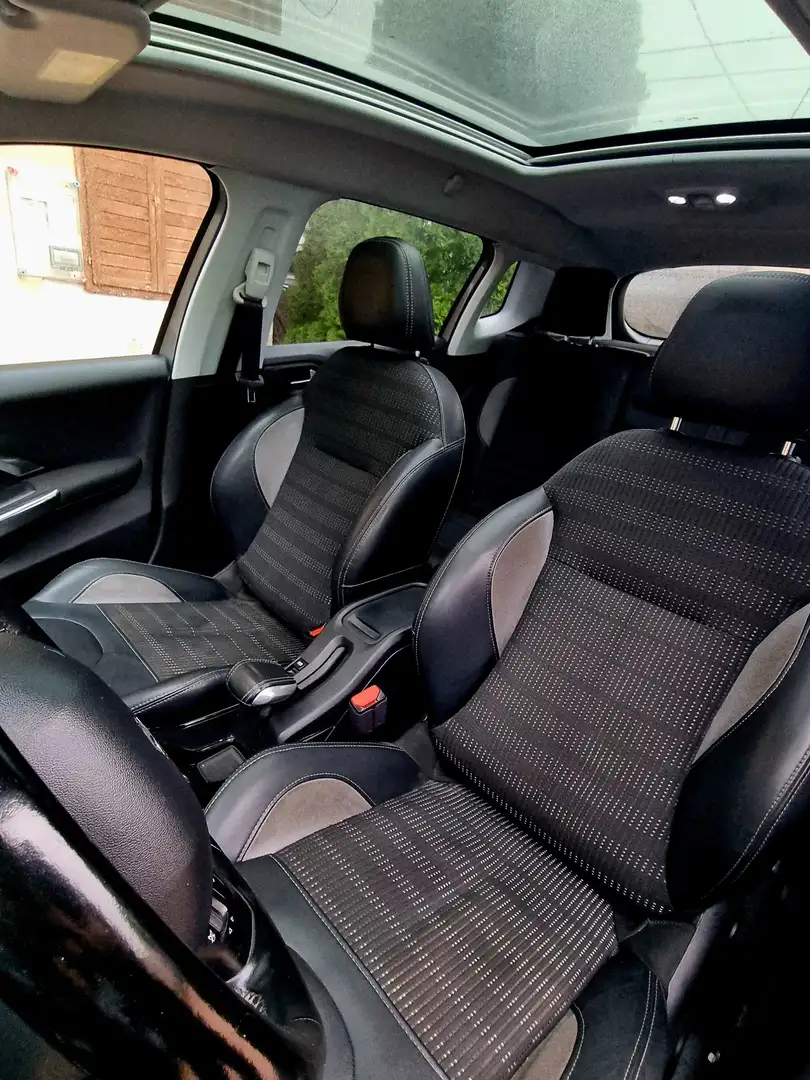 Peugeot 2008 PureTech 110 Stop&Start Allure - 2