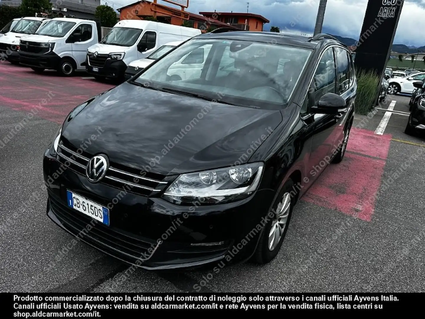 Volkswagen Sharan Sharan II 2015 2.0 tdi Business dsg Nero - 2