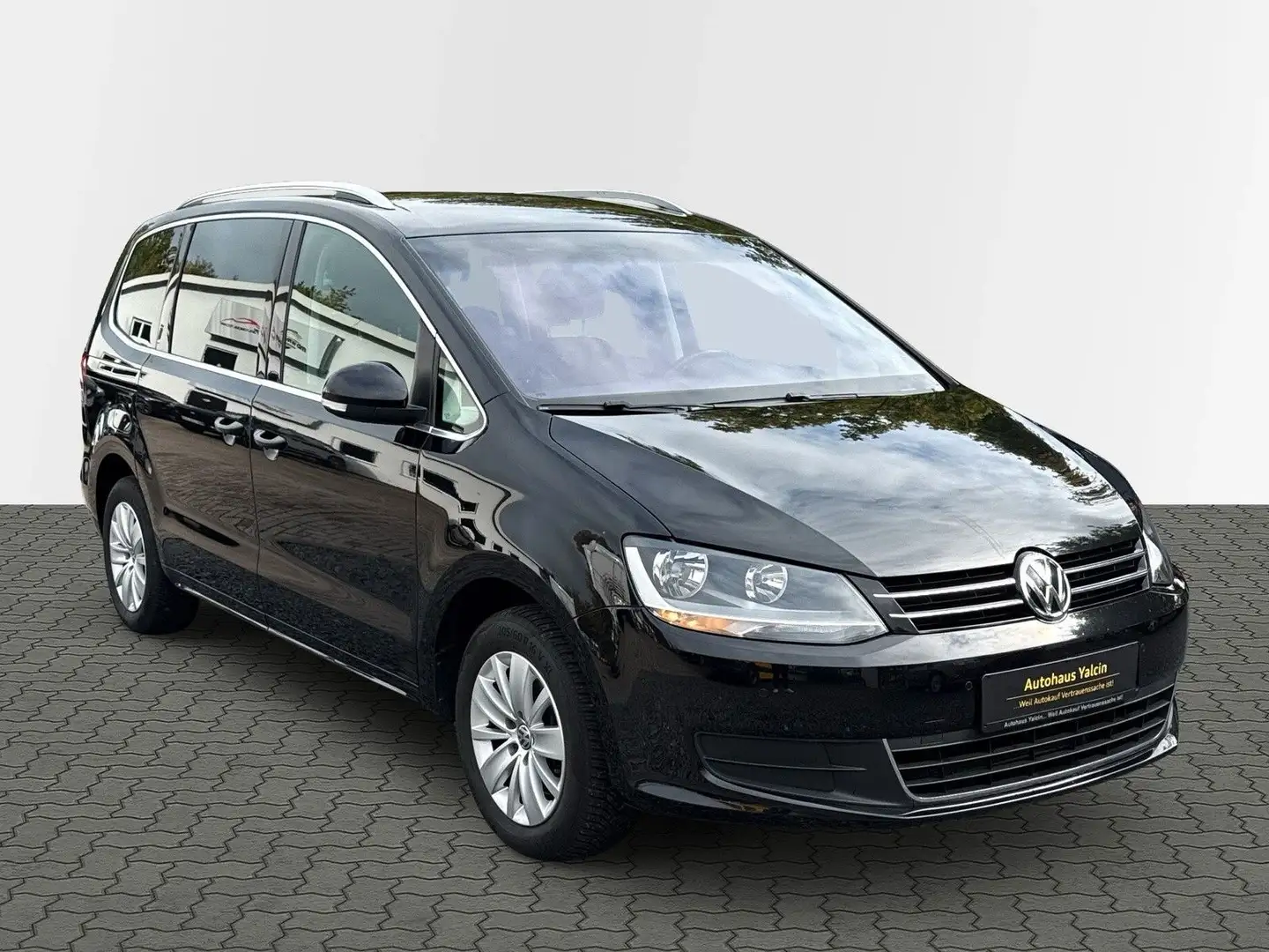 Volkswagen Sharan 2.0 TDI*7.Sitzer*Kamera*Navi*2.Hand*TÜV* Schwarz - 1