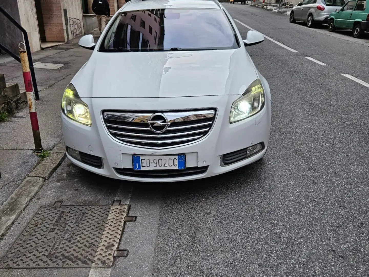 Opel Insignia 2.0 cdti Cosmo Bianco - 1