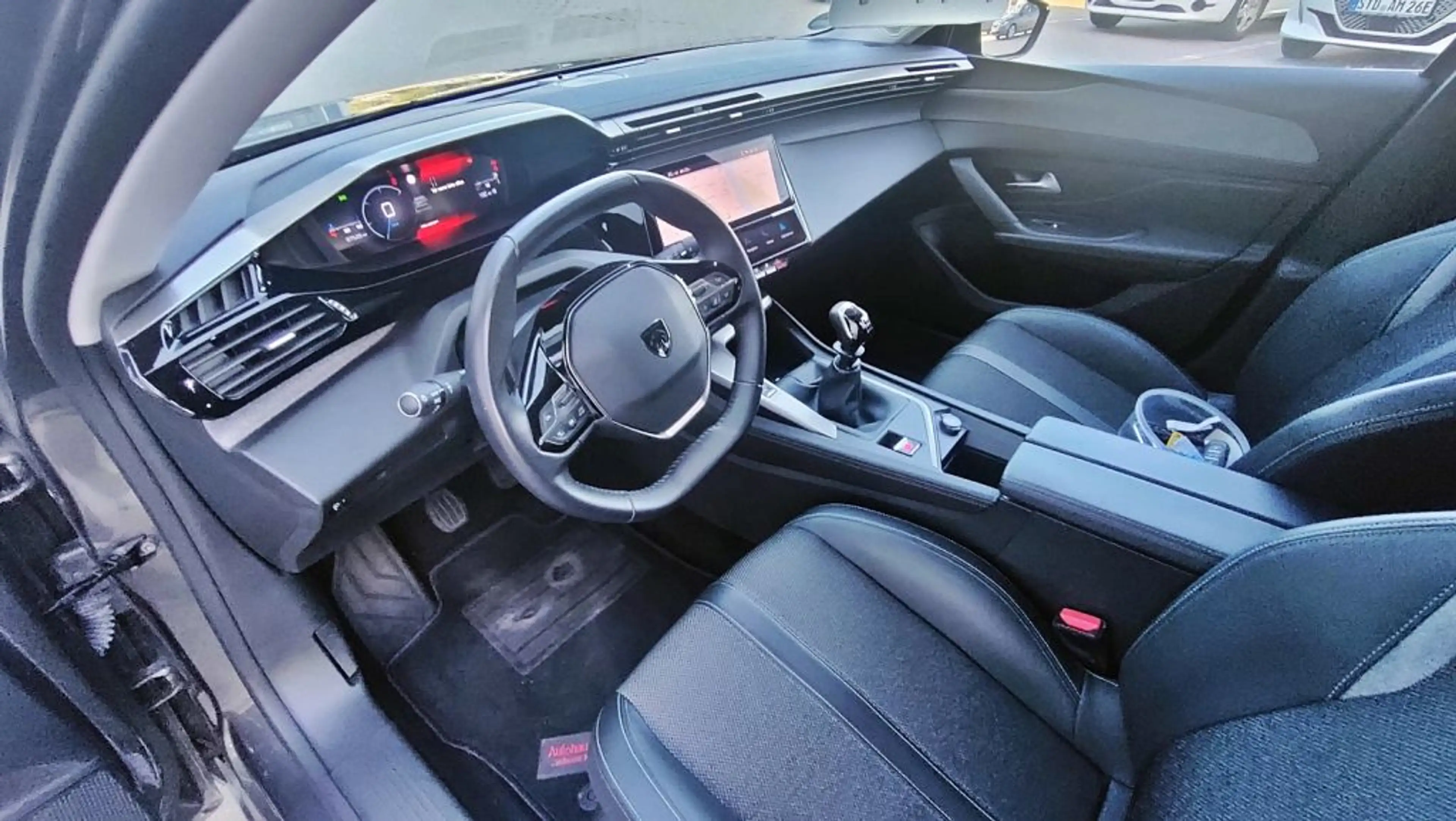 Peugeot 308 SW PureTech 130 Allure Pack — photo 14