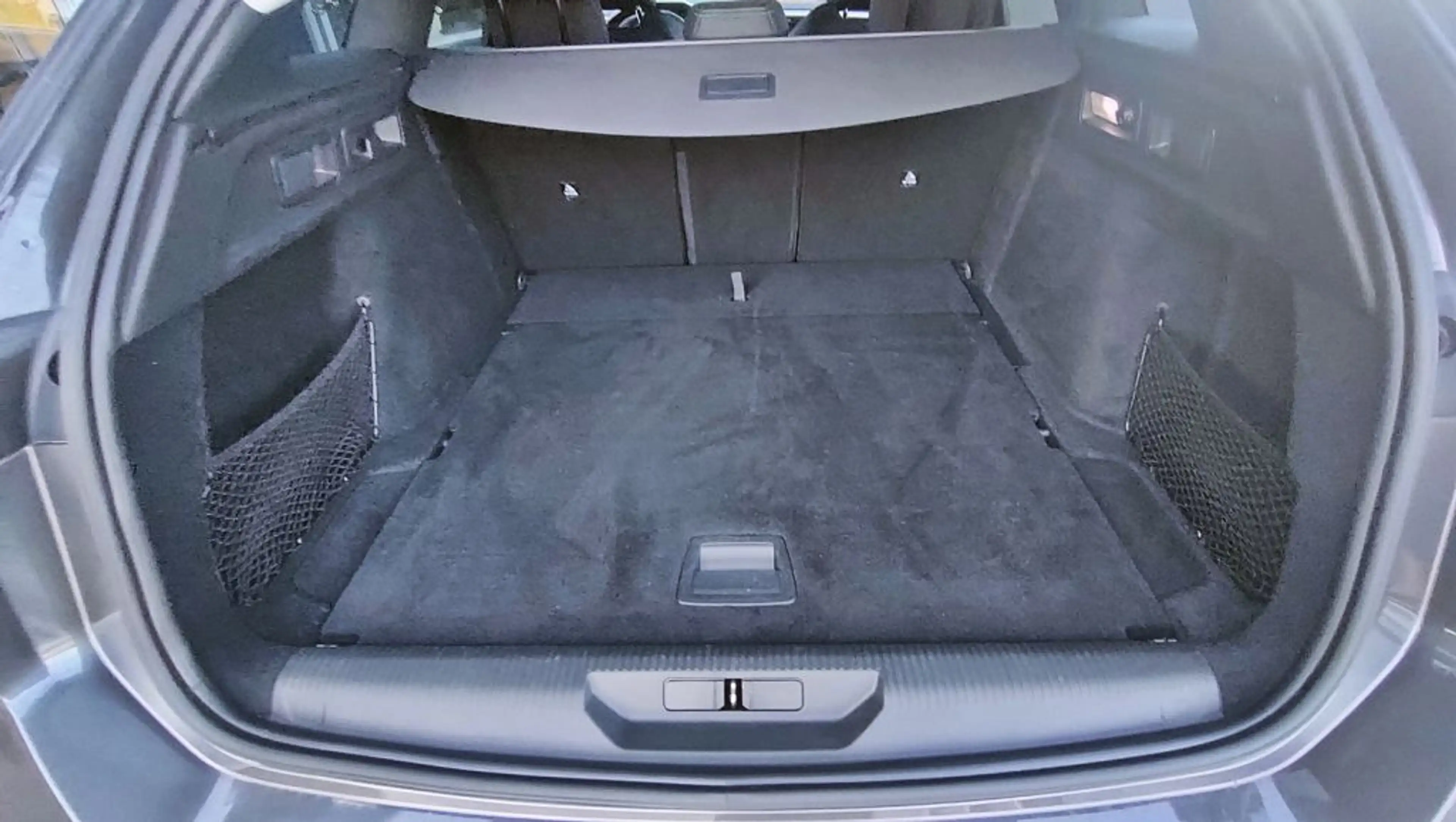 Peugeot 308 SW PureTech 130 Allure Pack — photo 12