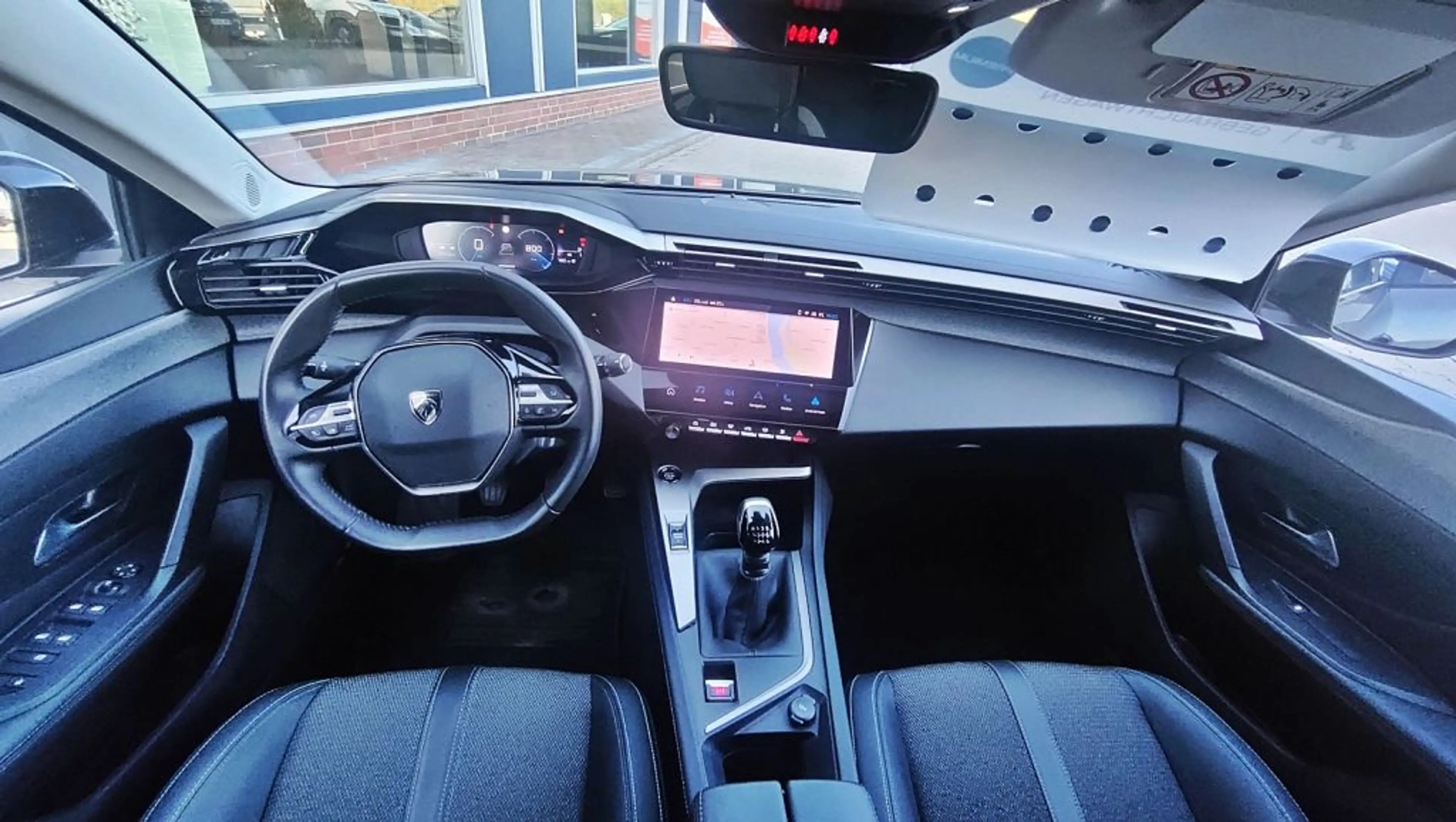 Peugeot 308 SW PureTech 130 Allure Pack — photo 11