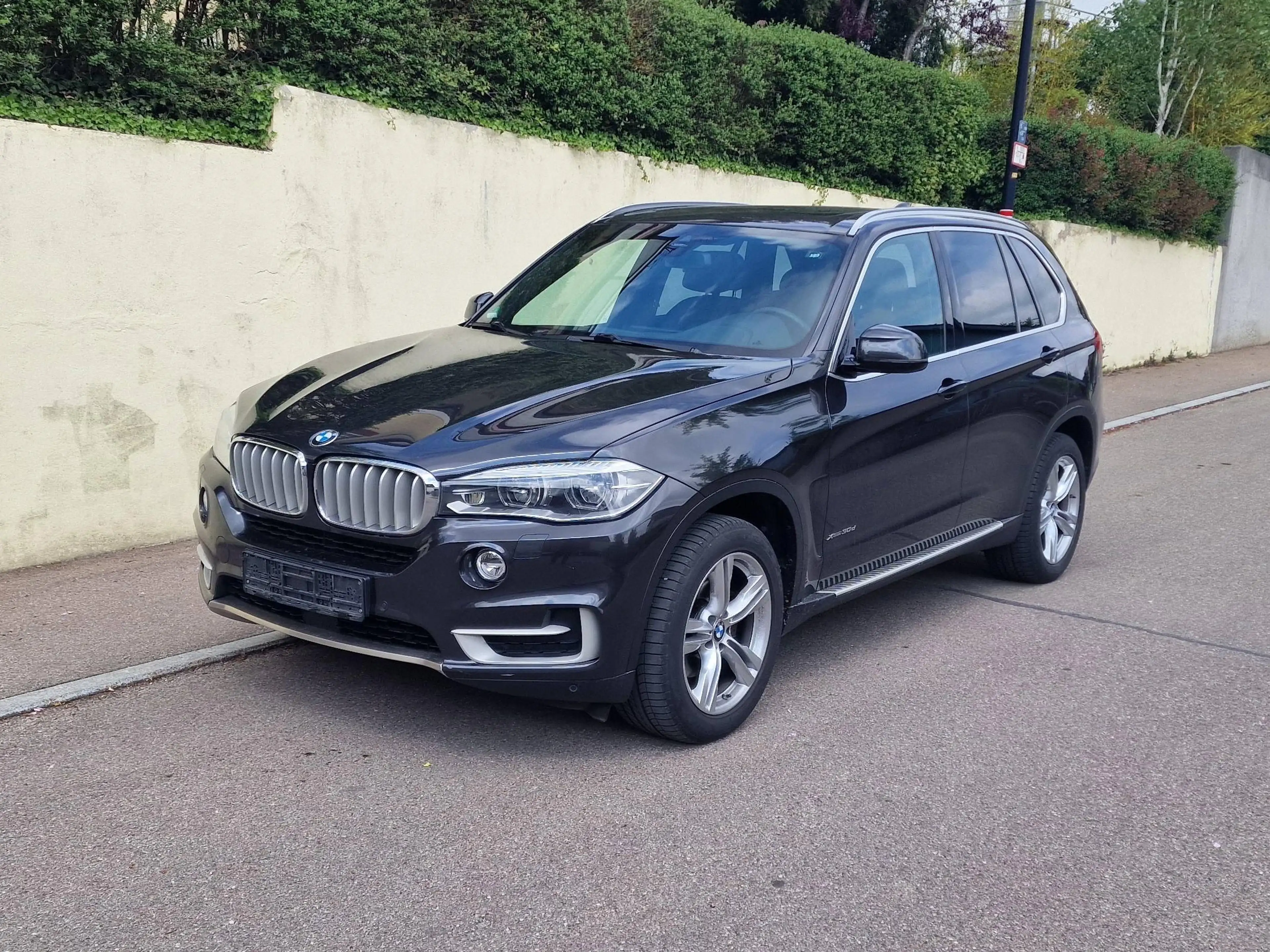 BMW X5 xDrive 30 d*7 SITZER*PANO*NAVI*MEMORY*LED*STANDHZG*AHK*VOLL* — photo 2