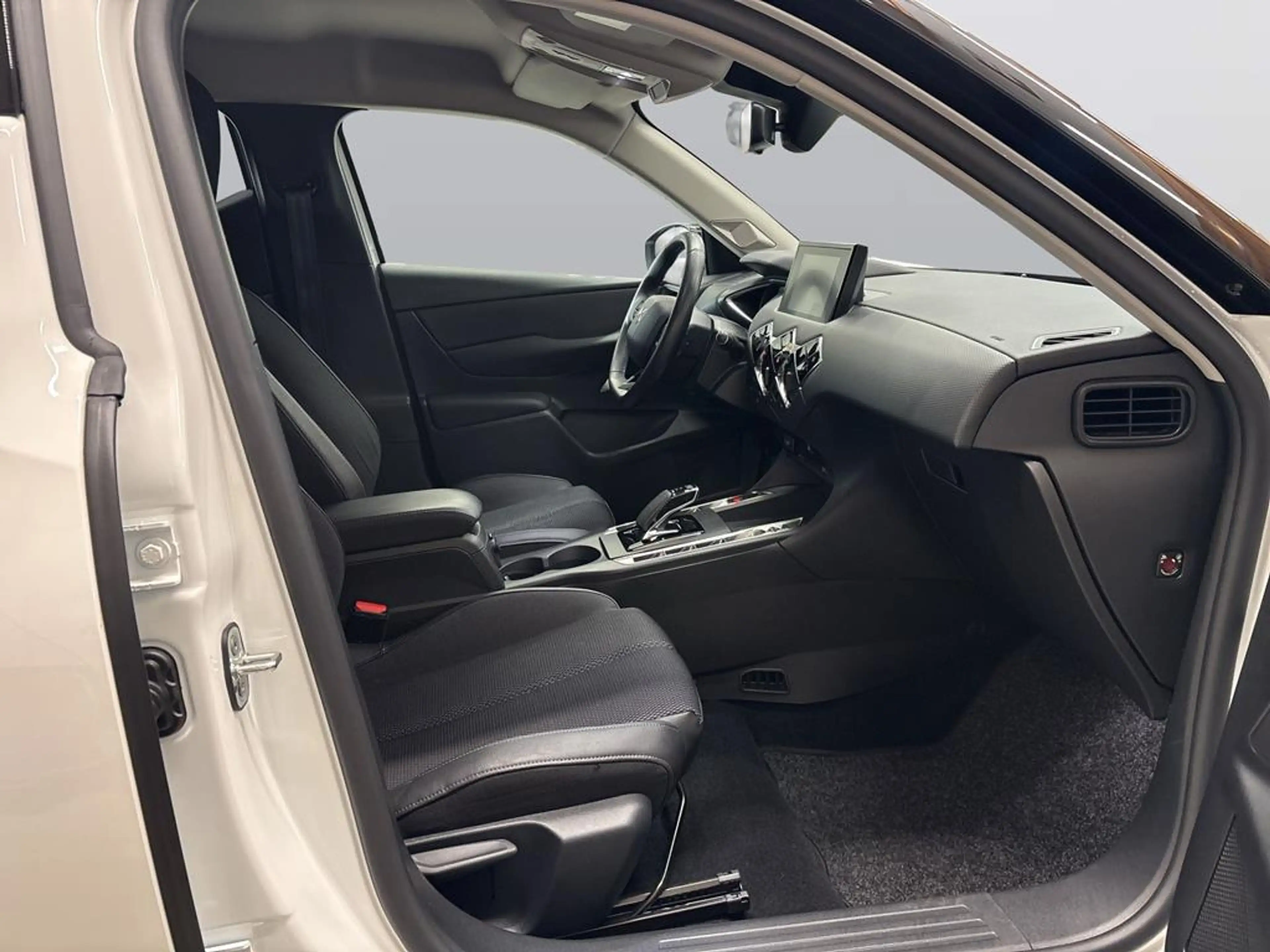 DS Automobiles DS 3 Crossback E-Tense Toits de Paris — photo 11