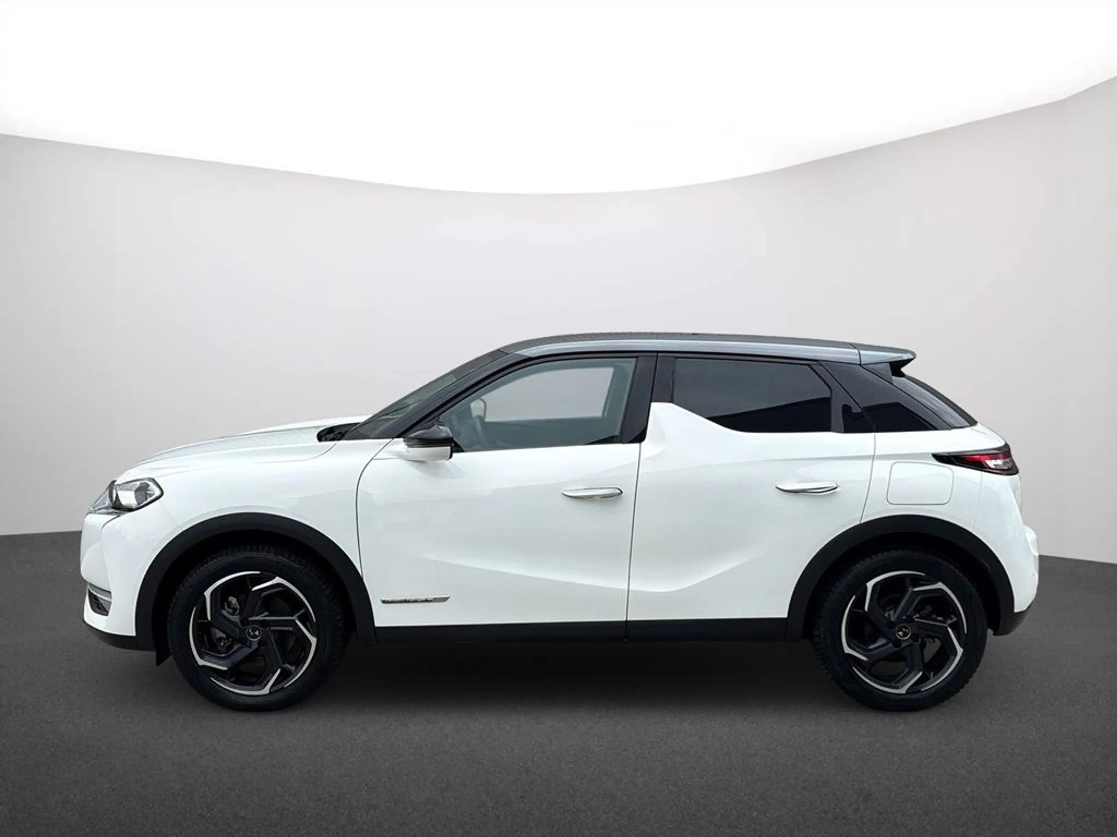 DS Automobiles DS 3 Crossback E-Tense Toits de Paris — photo 4