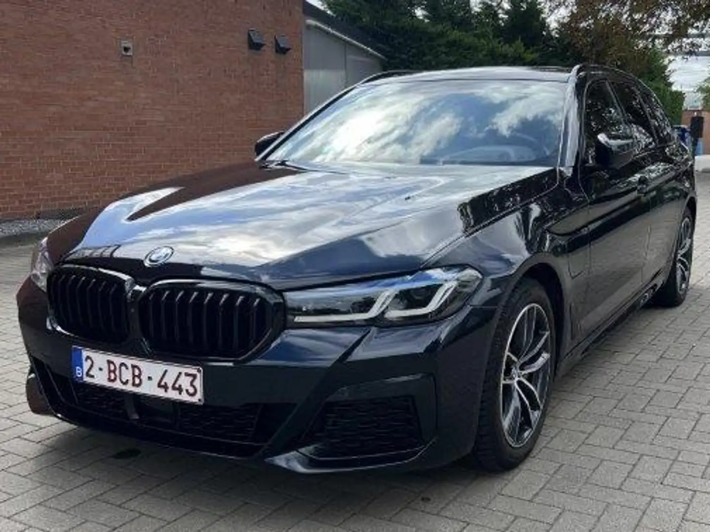 BMW 530 530e xDrive Touring Aut. Bleu - 1