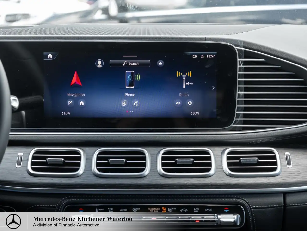 Mercedes-Benz GLE снимка Mercedes-Benz GLE