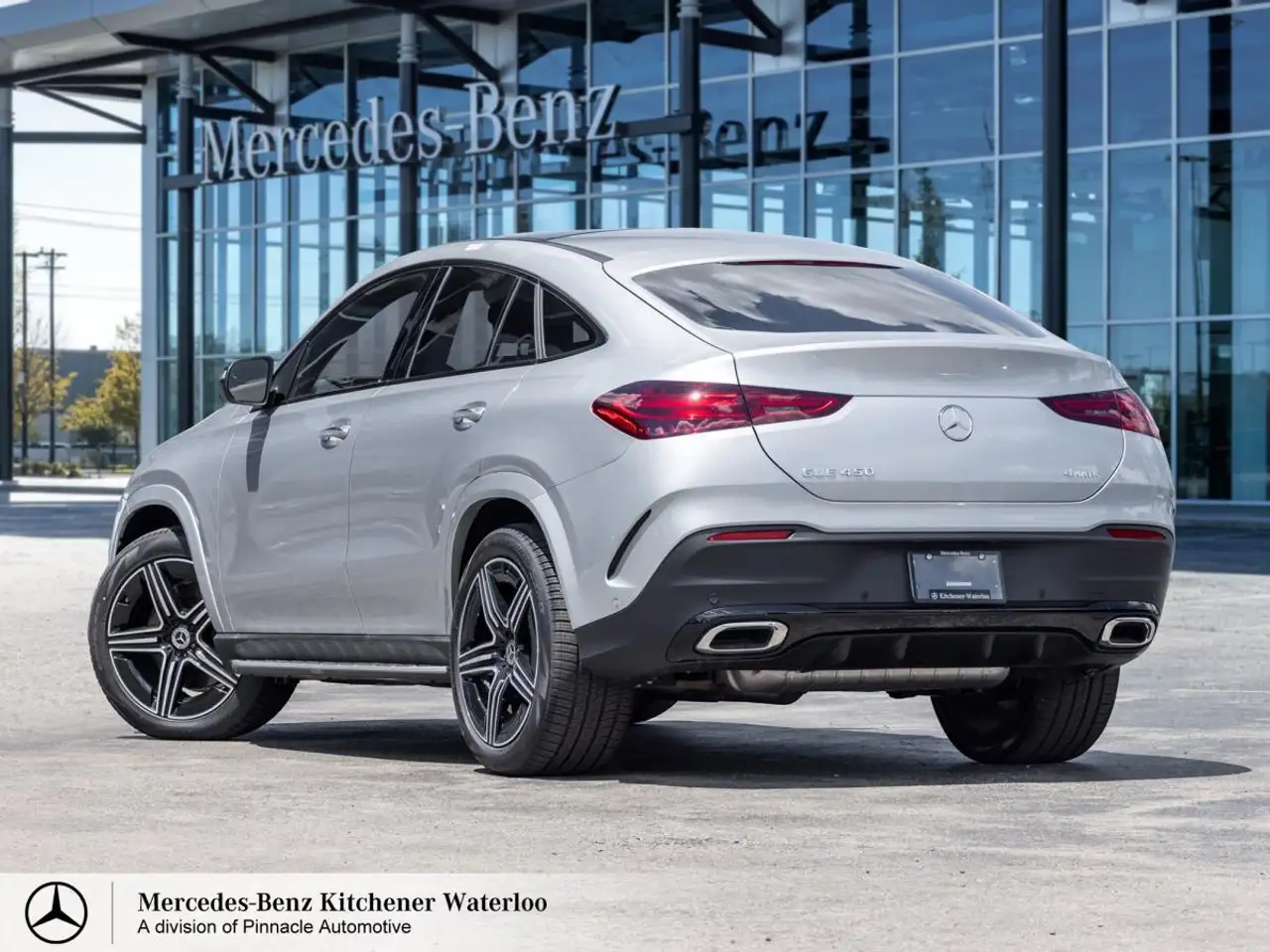 Mercedes-Benz GLE снимка Mercedes-Benz GLE