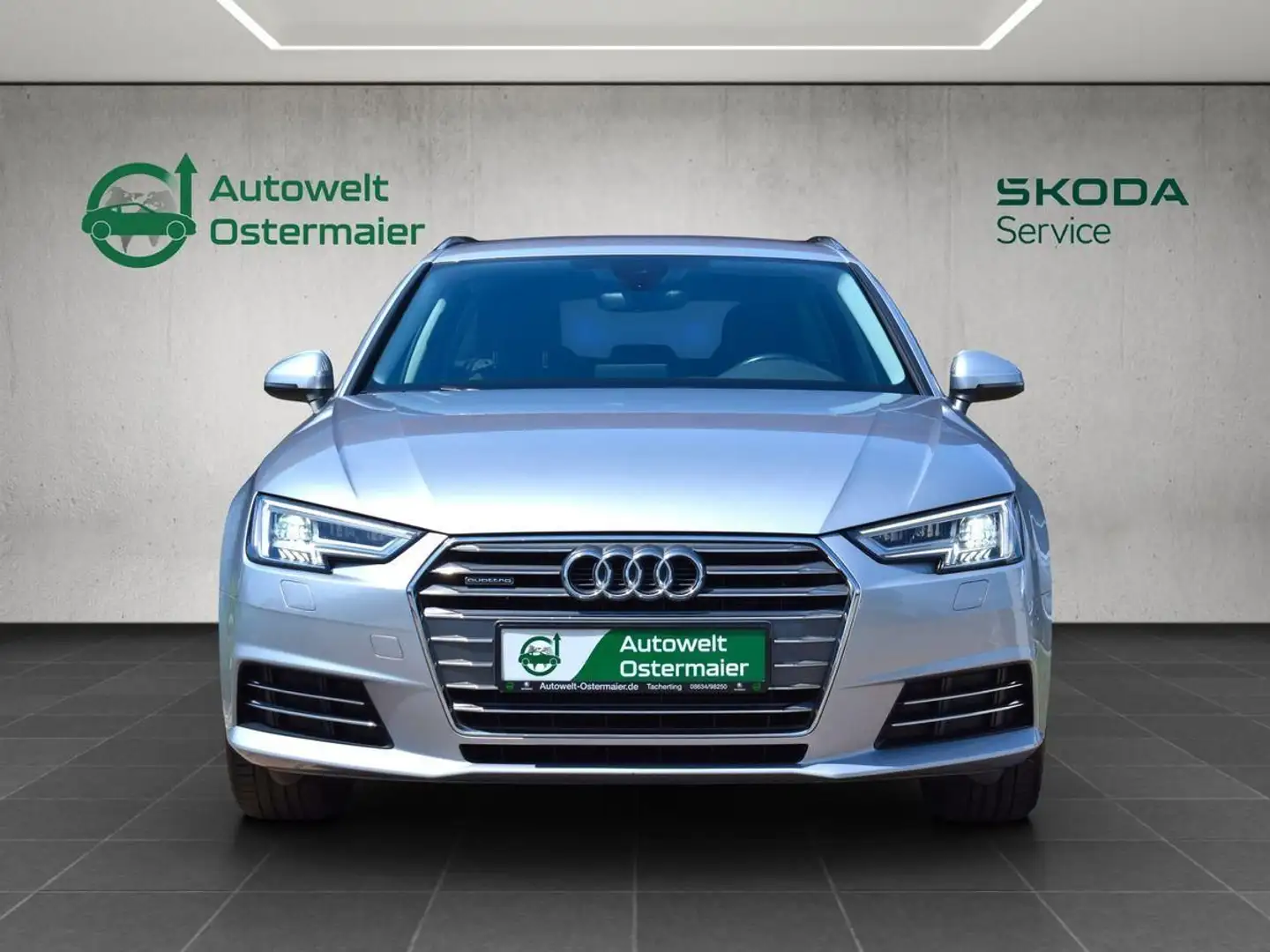 Audi A4 2.0 TDI Quattro S-tronic*sport*AHK schwenkb.* Silver - 2