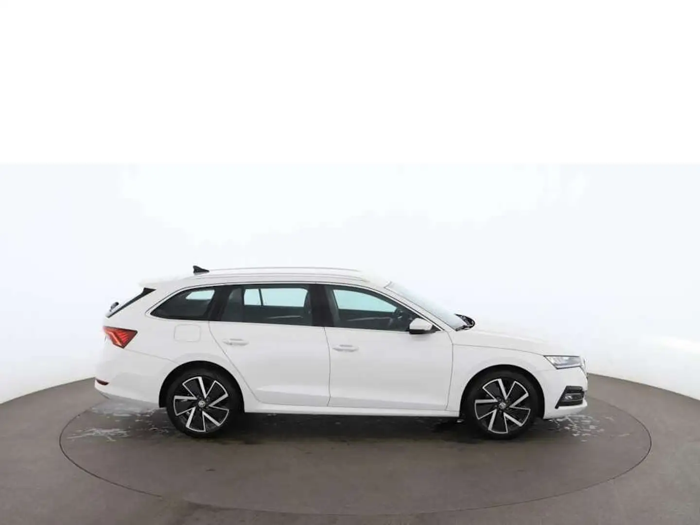 Skoda Octavia Combi 1.4 TSI Style iV Aut LED HEAD-UP Weiß - 2