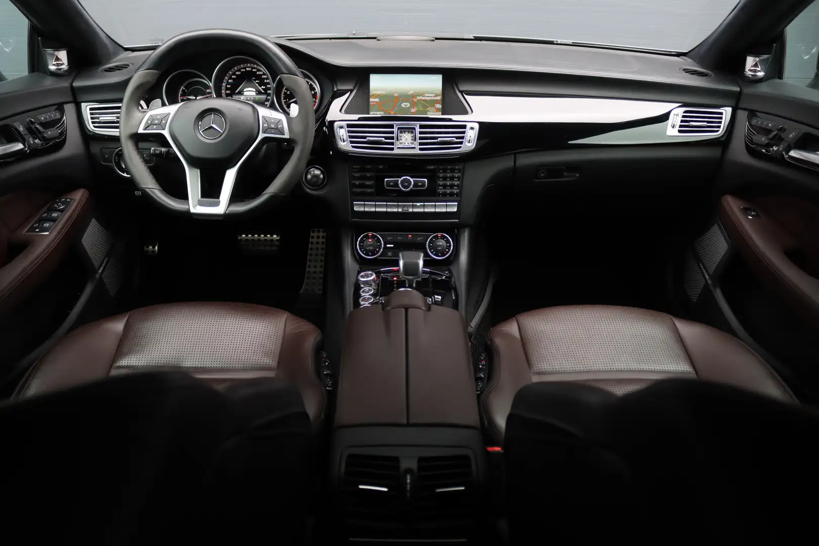 Mercedes-Benz CLS 63 AMG Shooting Brake 4MATIC Aut7 | 'Designo' Exclusiefpa Gris - 2