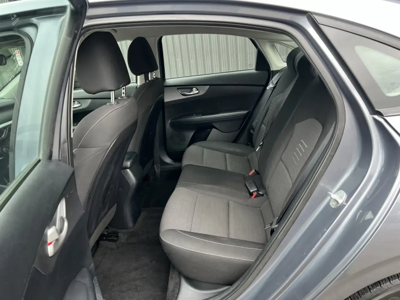 Kia Forte снимка Kia Forte