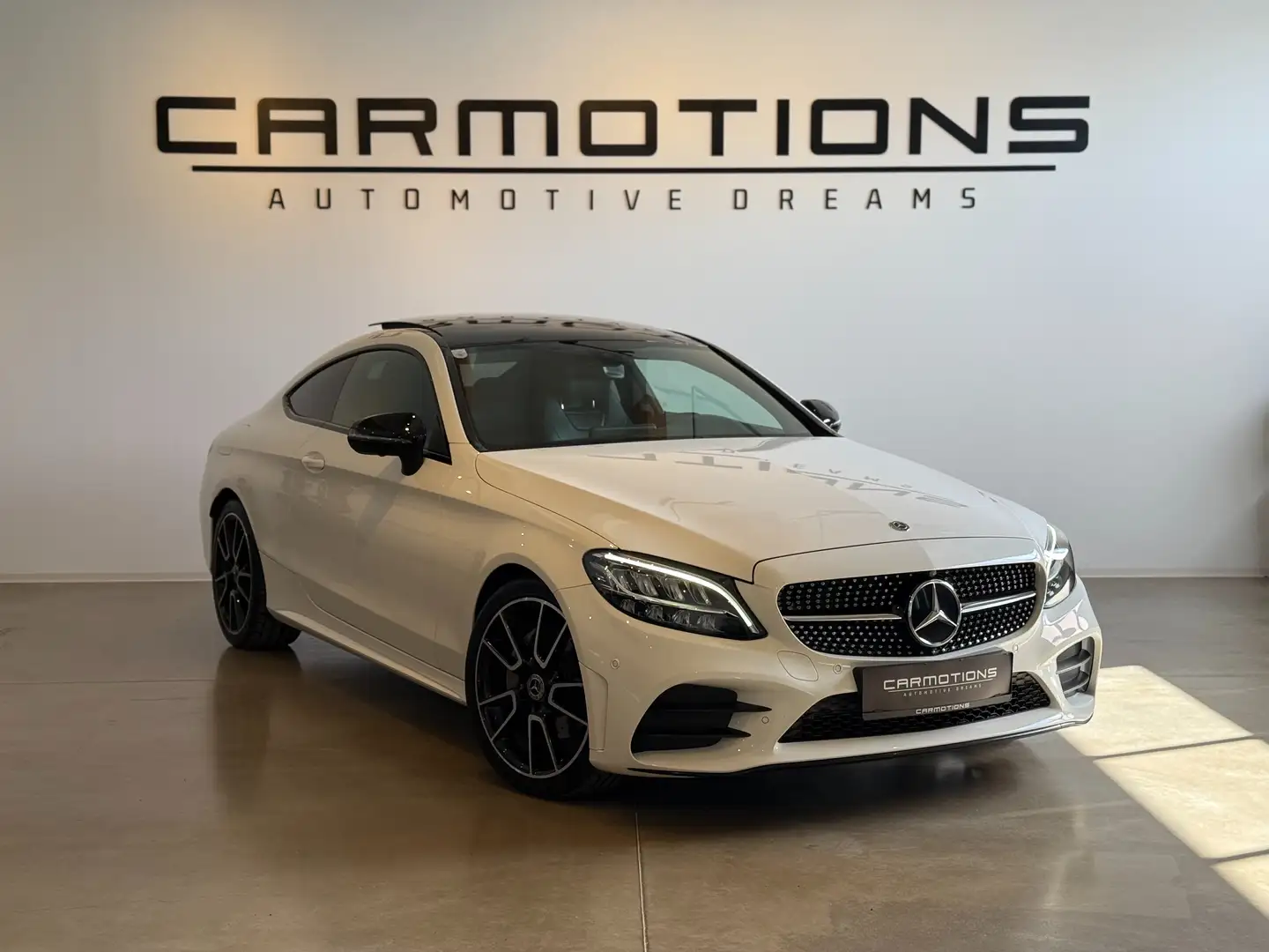 Mercedes-Benz C 200 AMG | Panoramadach | Digitalckp | 360 Grad | Weiß - 1