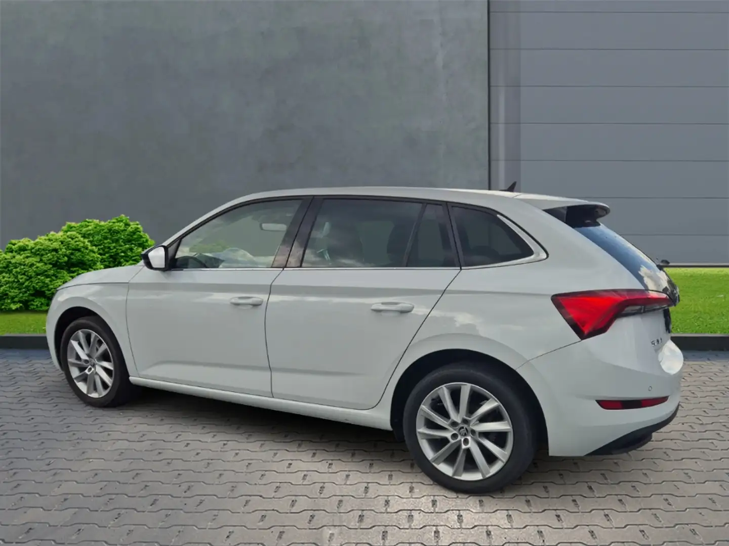 Skoda Scala Style 1.5 TSI+Anhängerkupplung+Klimaautomatik+Sitz Weiß - 2