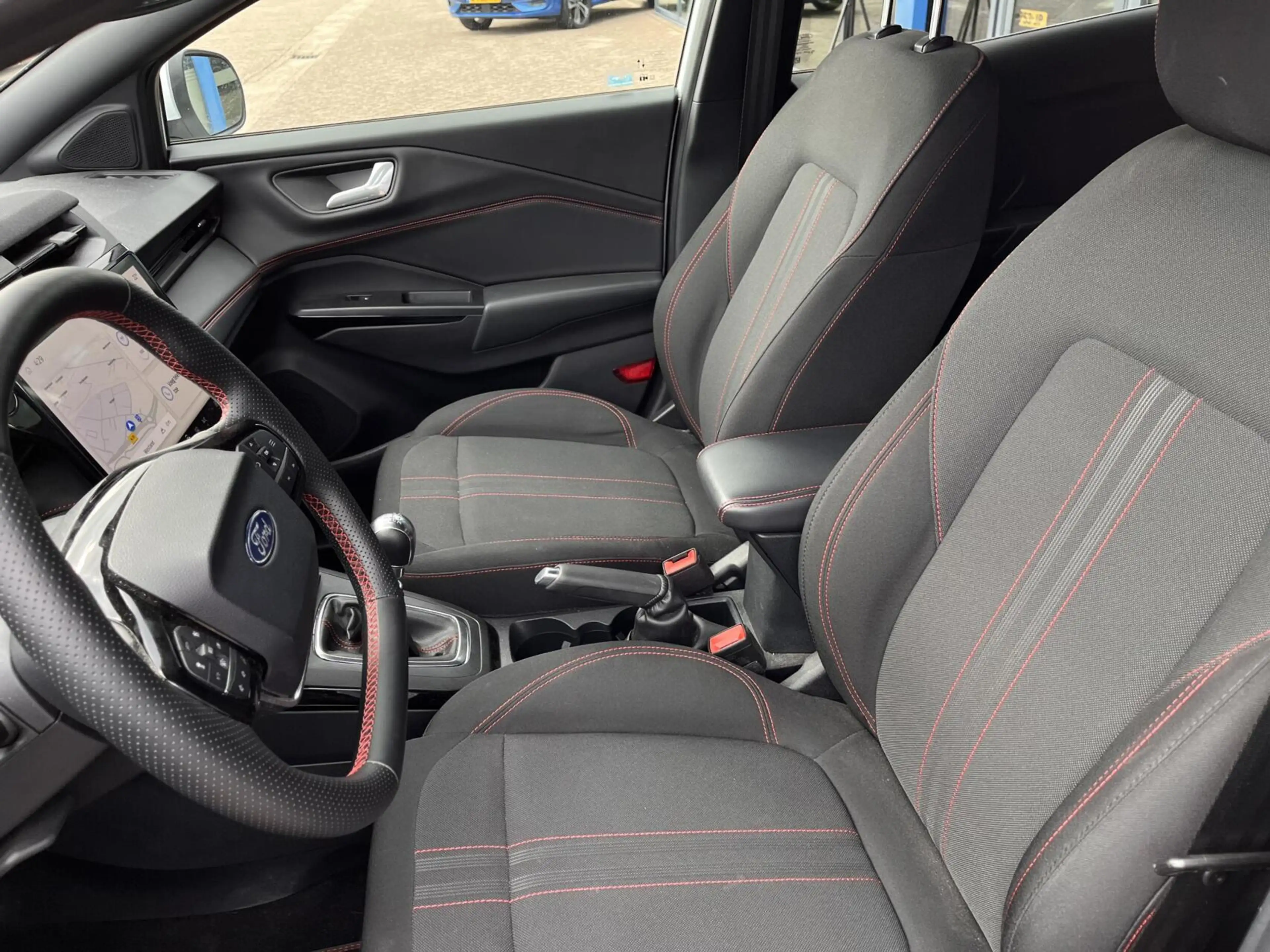 Ford Puma 1.0 EcoBoost Hybrid ST-Line 125PK Winterpack Adapt — photo 4